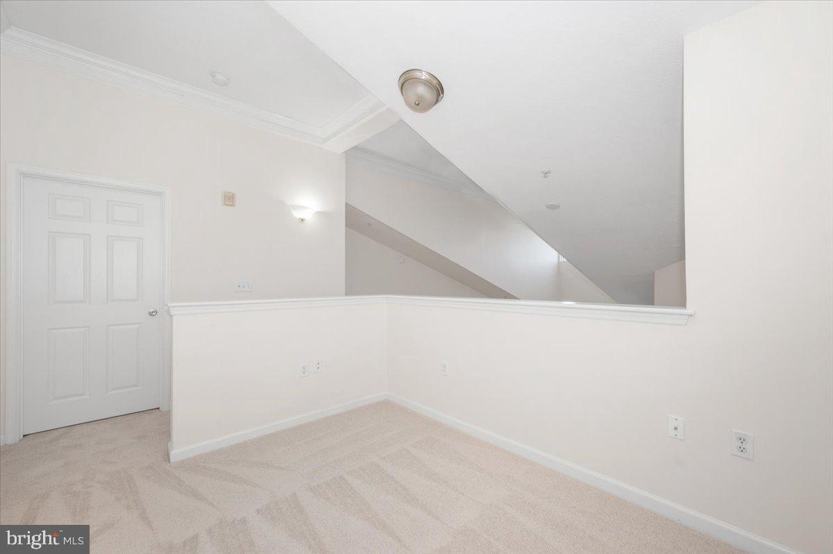 THE COLONNADE AT KENTLANDS - Residential