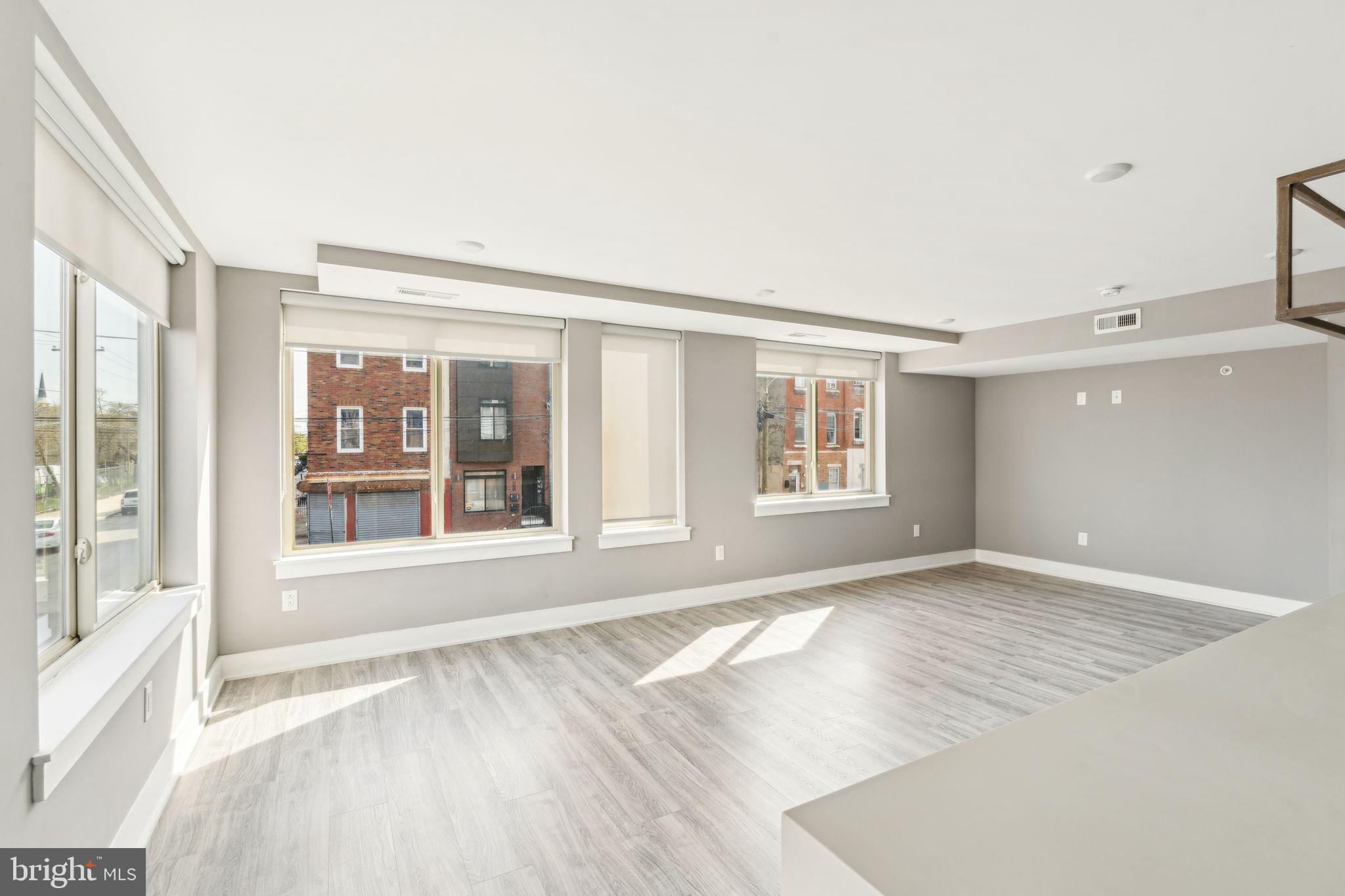 OLDE KENSINGTON - Residential Lease