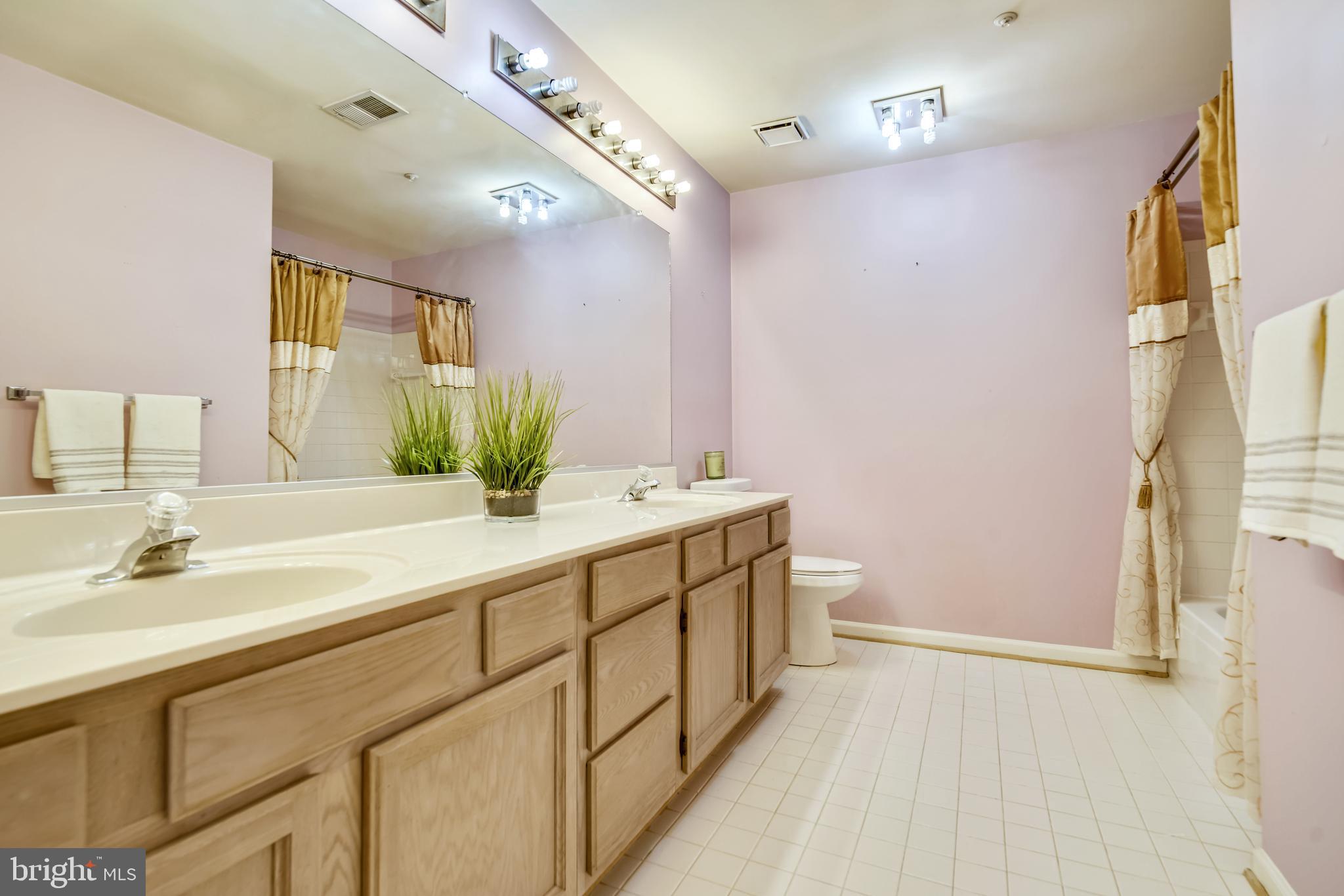 TERNBERRY - Residential