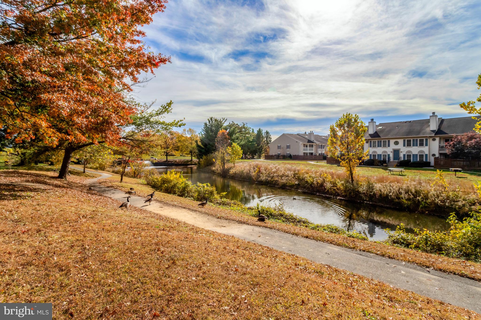 VICTORIA CROSSINGS AT MANCHESTER LAKES - Residential