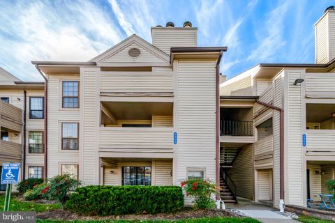 6902 MARY CAROLINE CIRCLE E ALEXANDRIA VA 22310