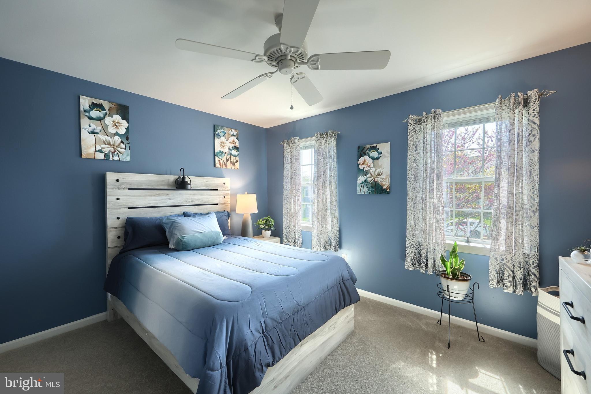 WINDSOR CROSSING - Residential