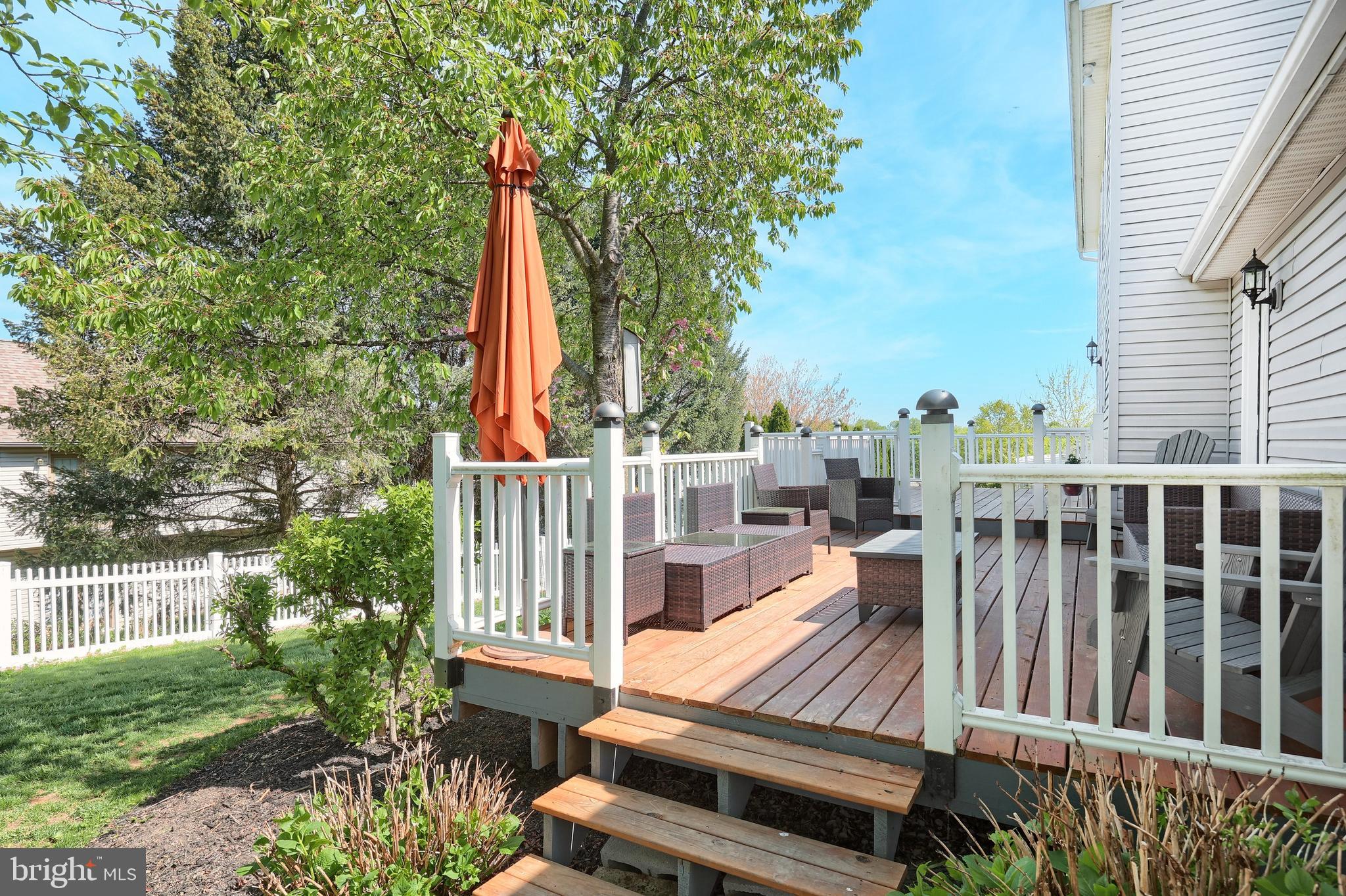 WINDSOR CROSSING - Residential