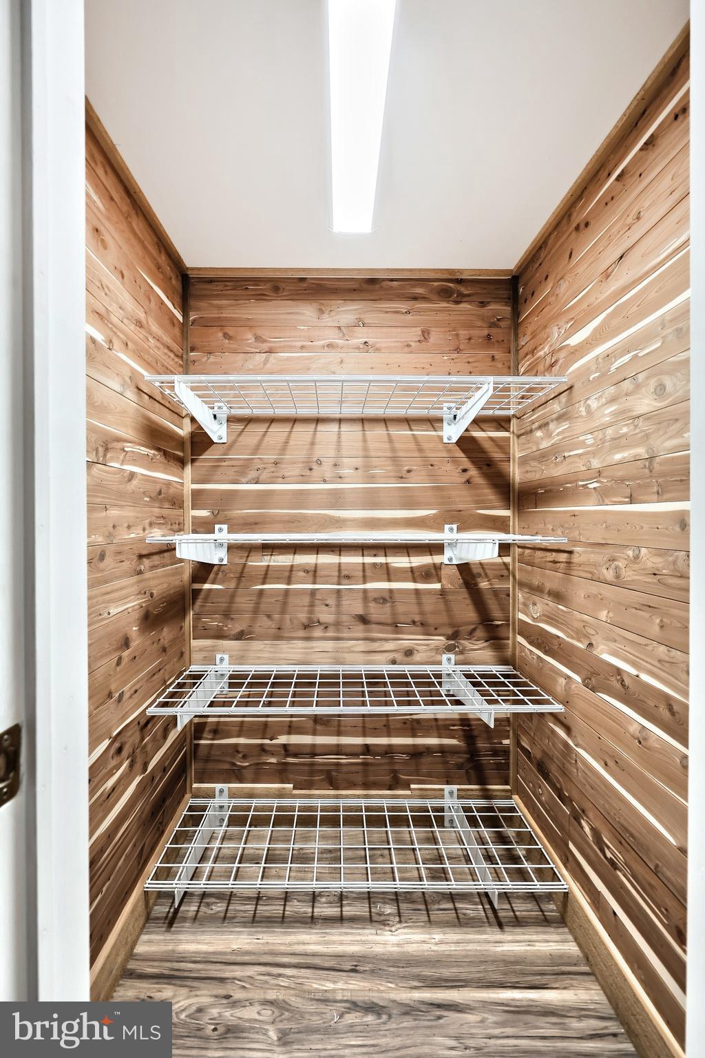 WINDSOR CROSSING - Residential