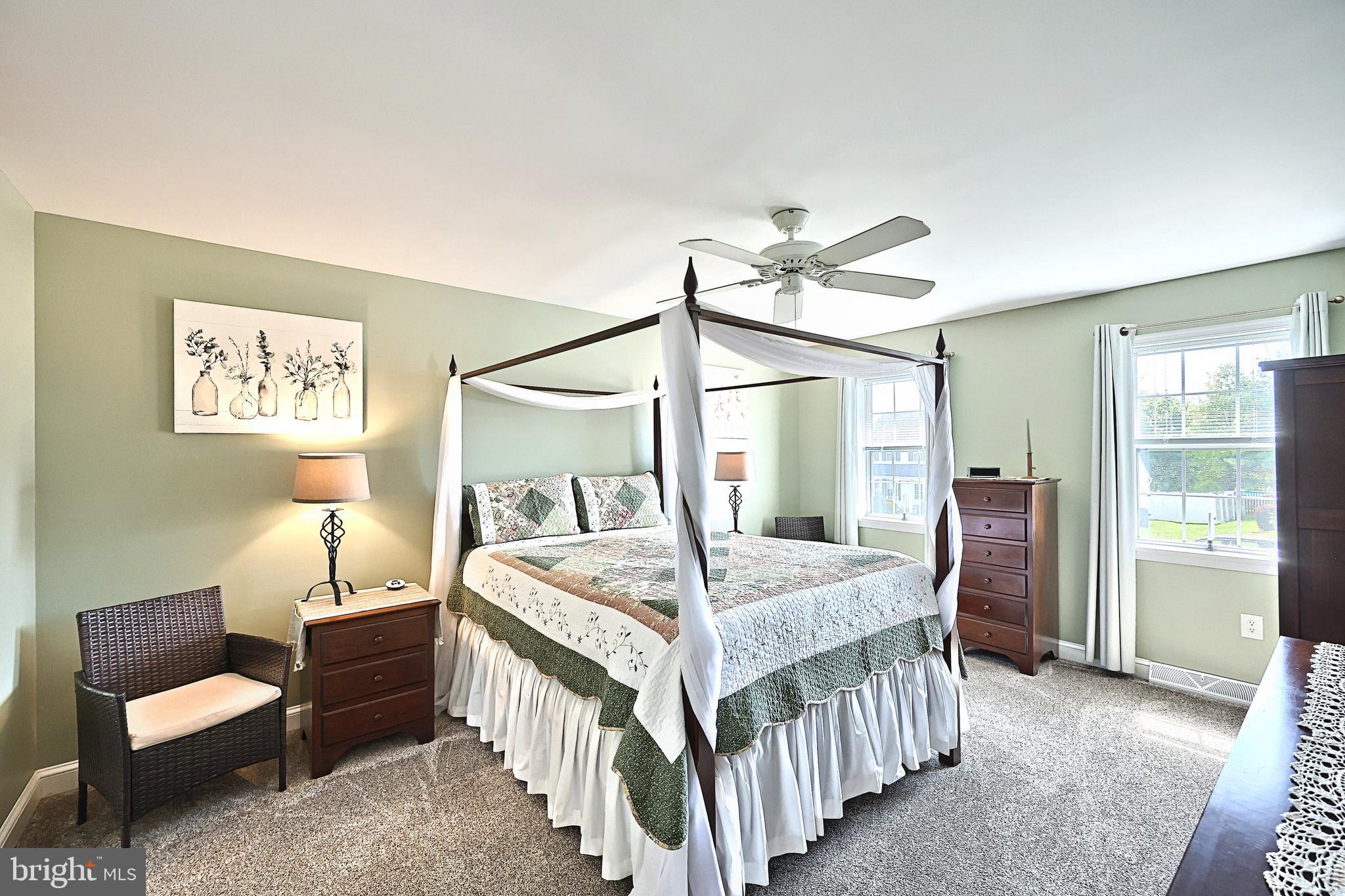 WINDSOR CROSSING - Residential