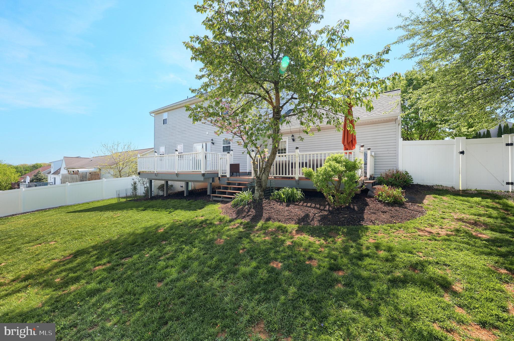 WINDSOR CROSSING - Residential