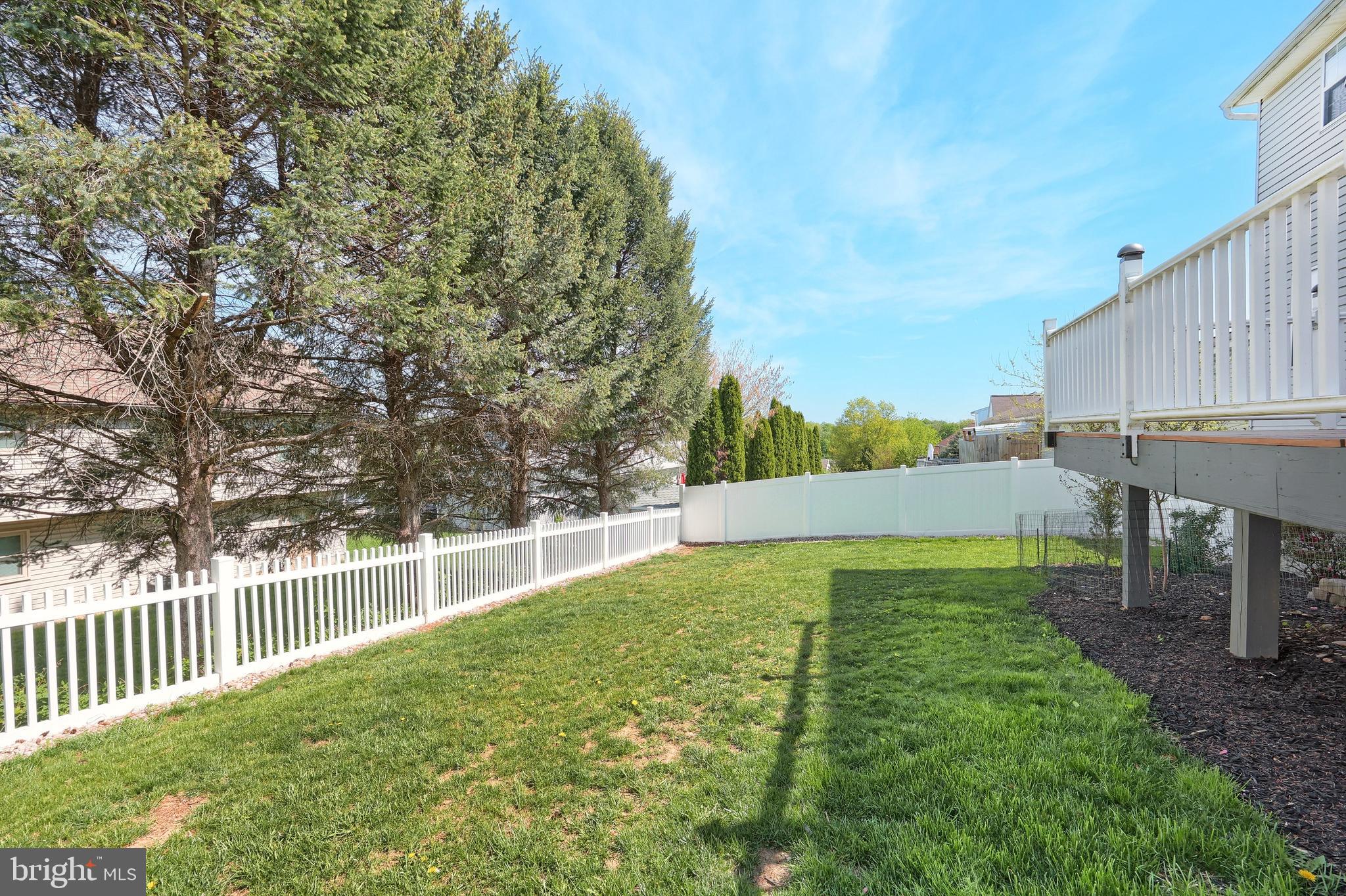 WINDSOR CROSSING - Residential