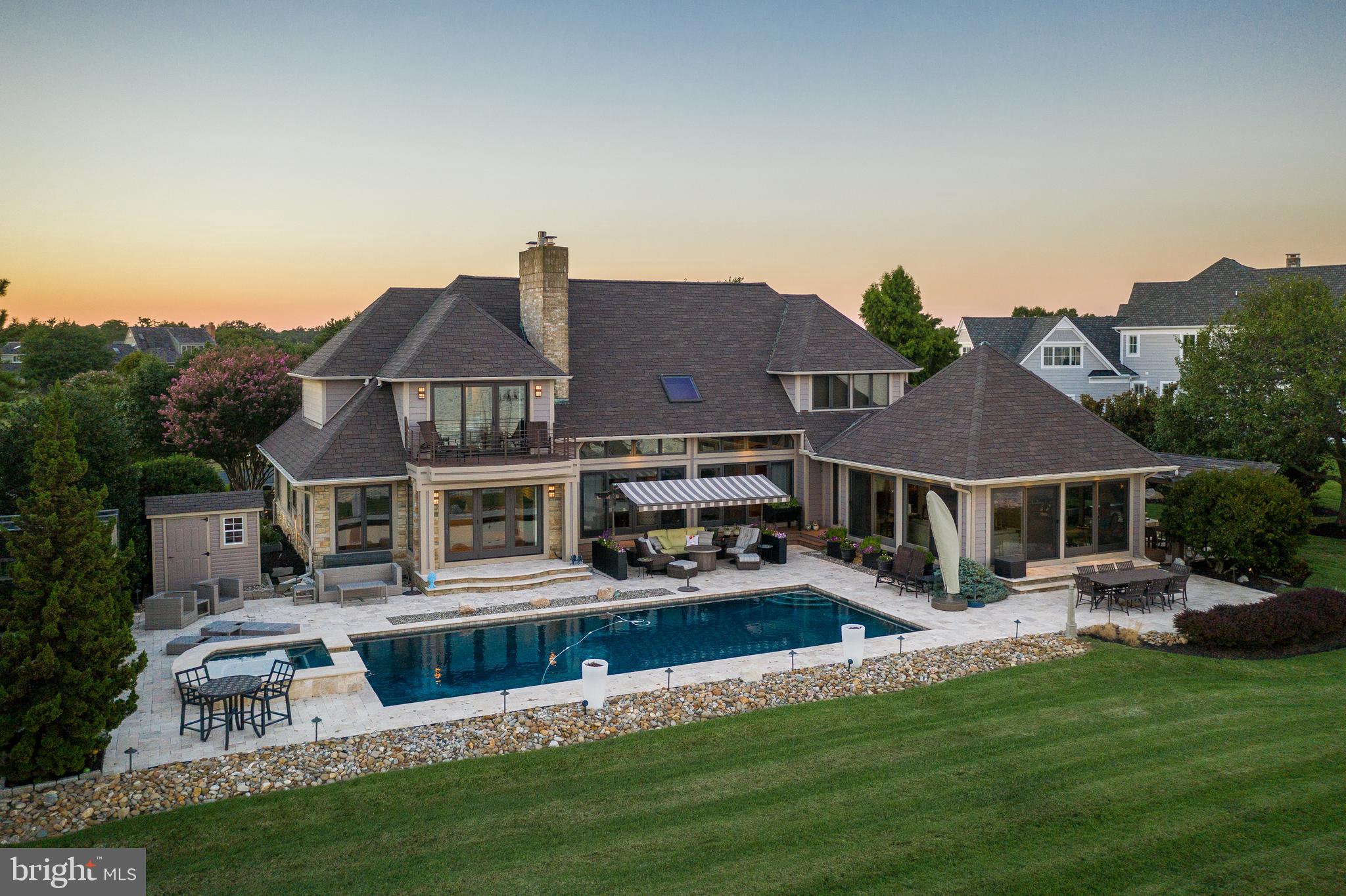 COVE CREEK CLUB - Residential