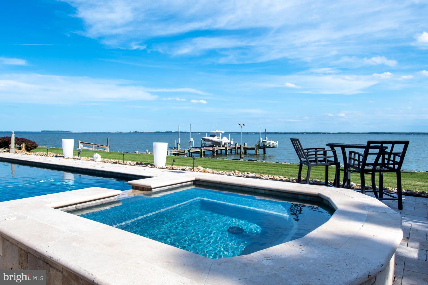 COVE CREEK CLUB - Residential