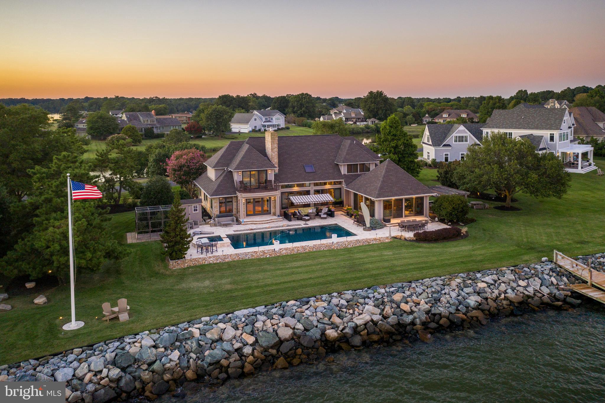 COVE CREEK CLUB - Residential