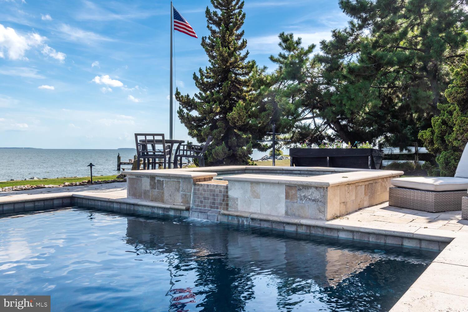 COVE CREEK CLUB - Residential