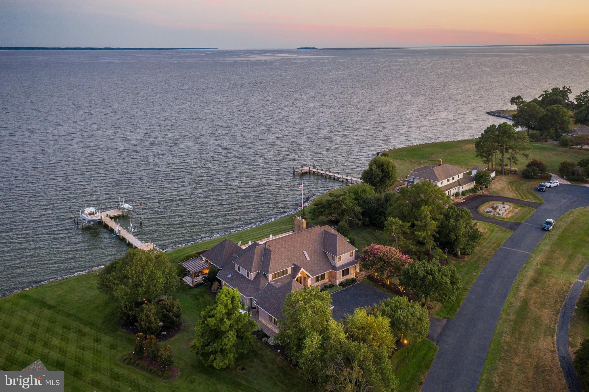 COVE CREEK CLUB - Residential