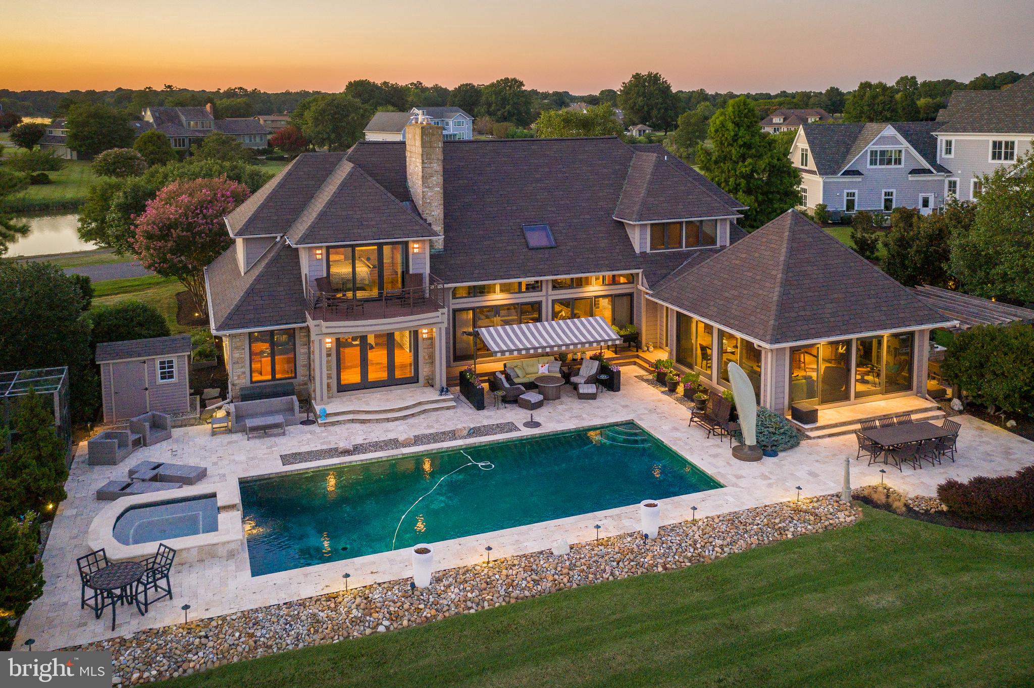 COVE CREEK CLUB - Residential