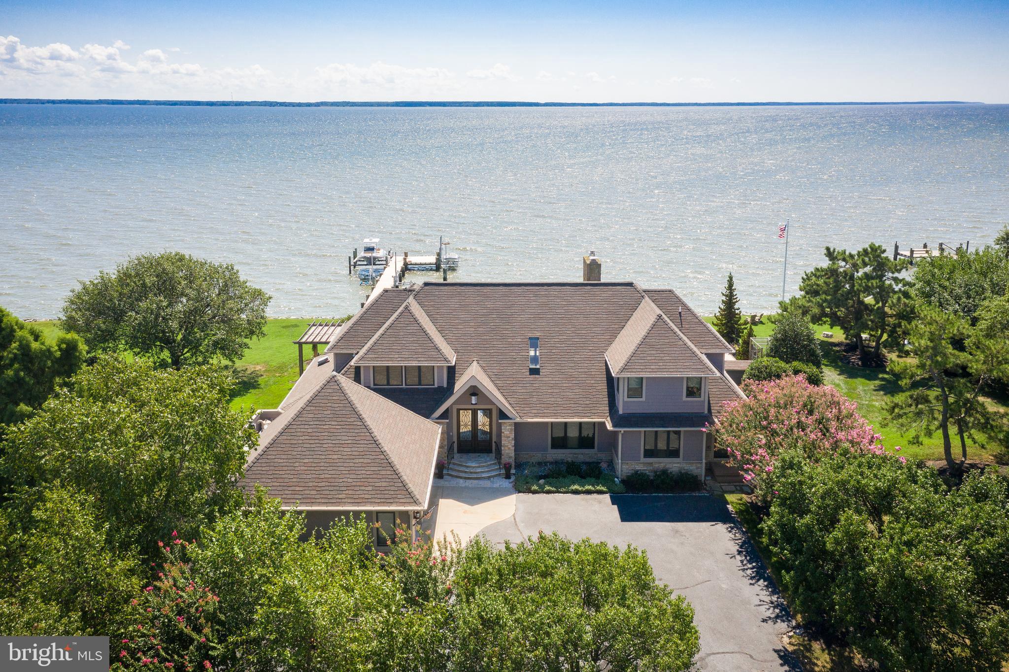 COVE CREEK CLUB - Residential