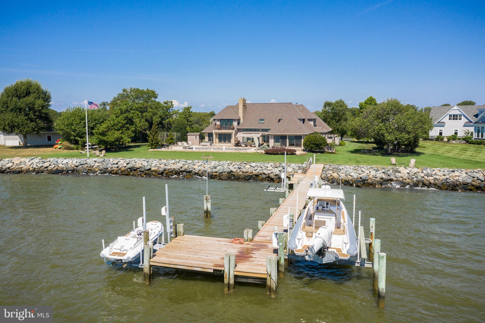 COVE CREEK CLUB - Residential