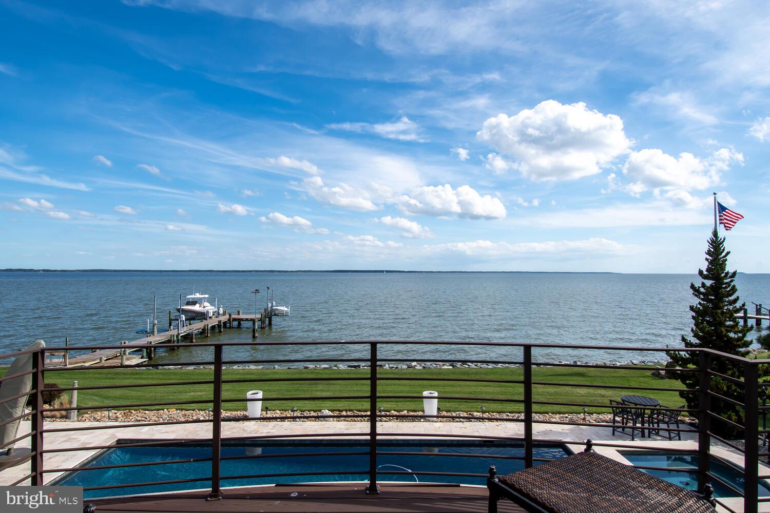 COVE CREEK CLUB - Residential