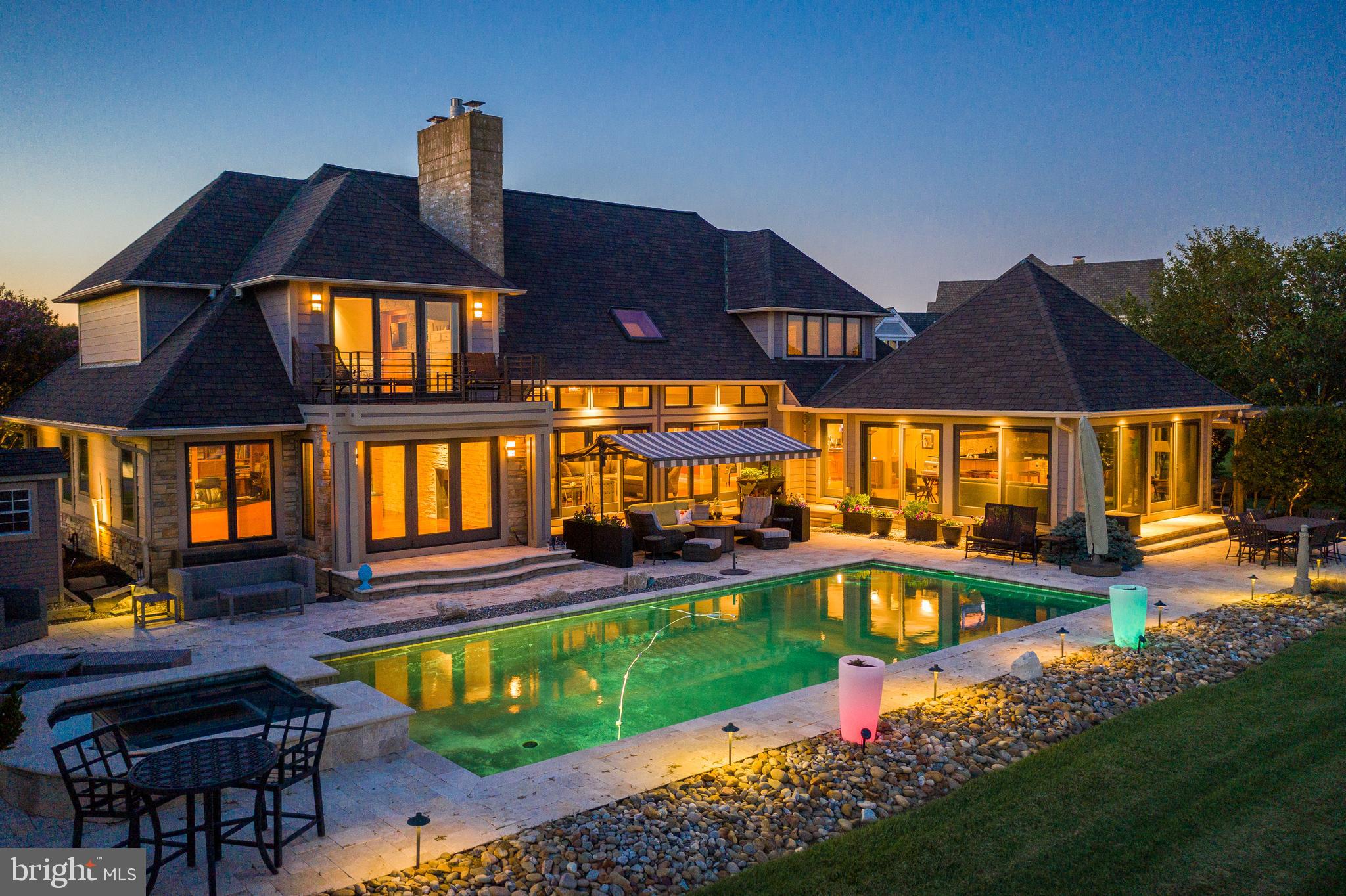 COVE CREEK CLUB - Residential