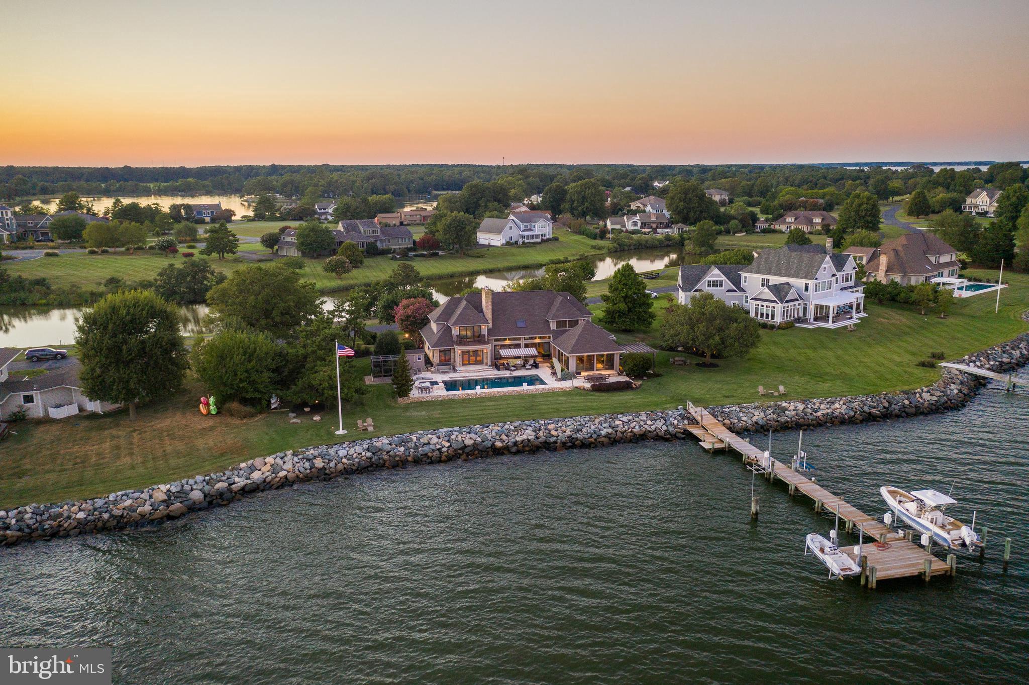 COVE CREEK CLUB - Residential