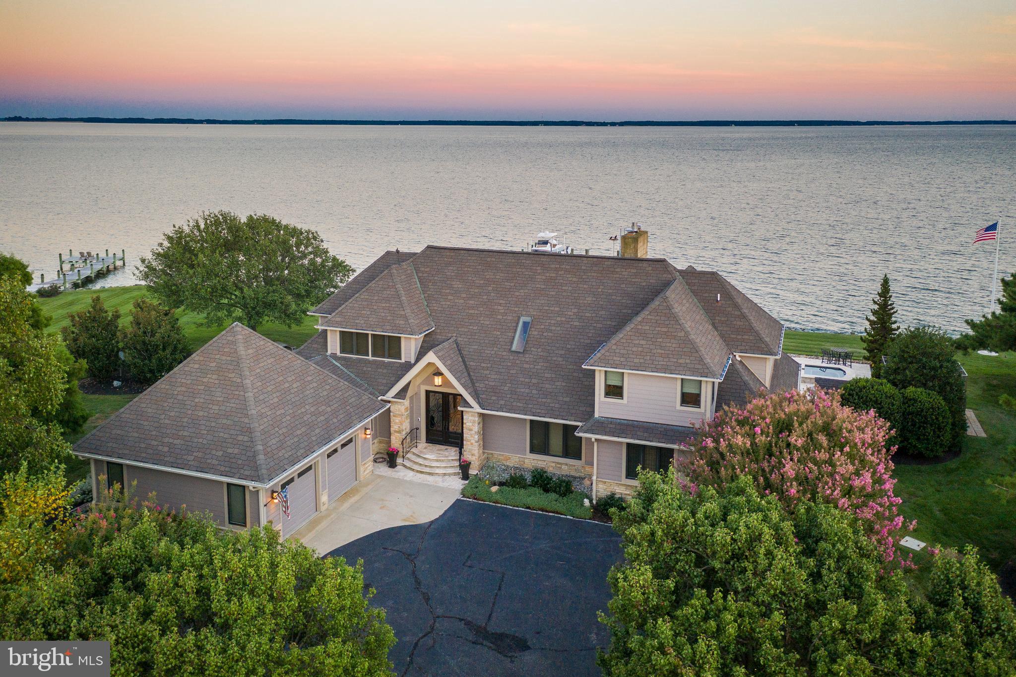 COVE CREEK CLUB - Residential