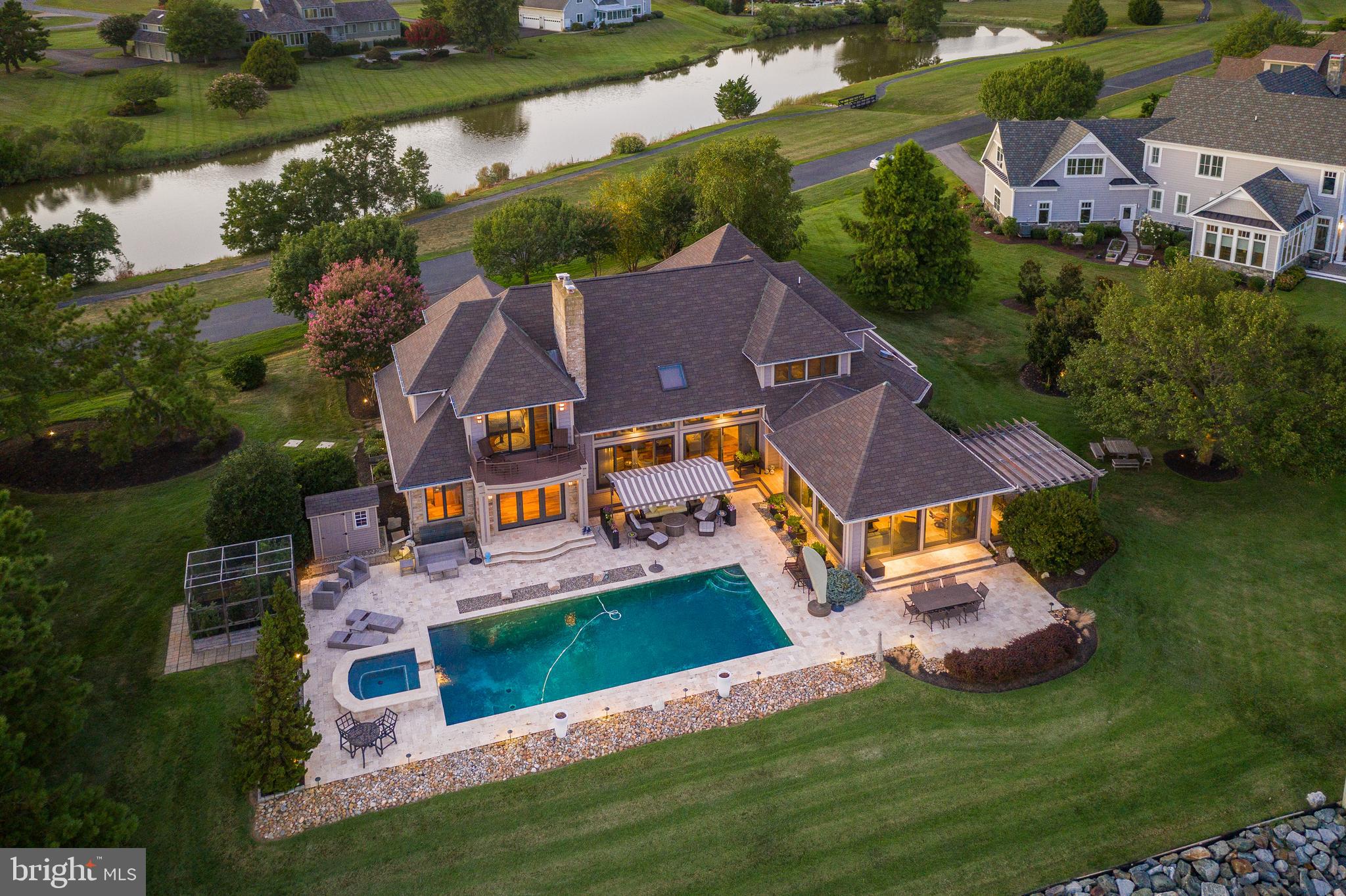 COVE CREEK CLUB - Residential