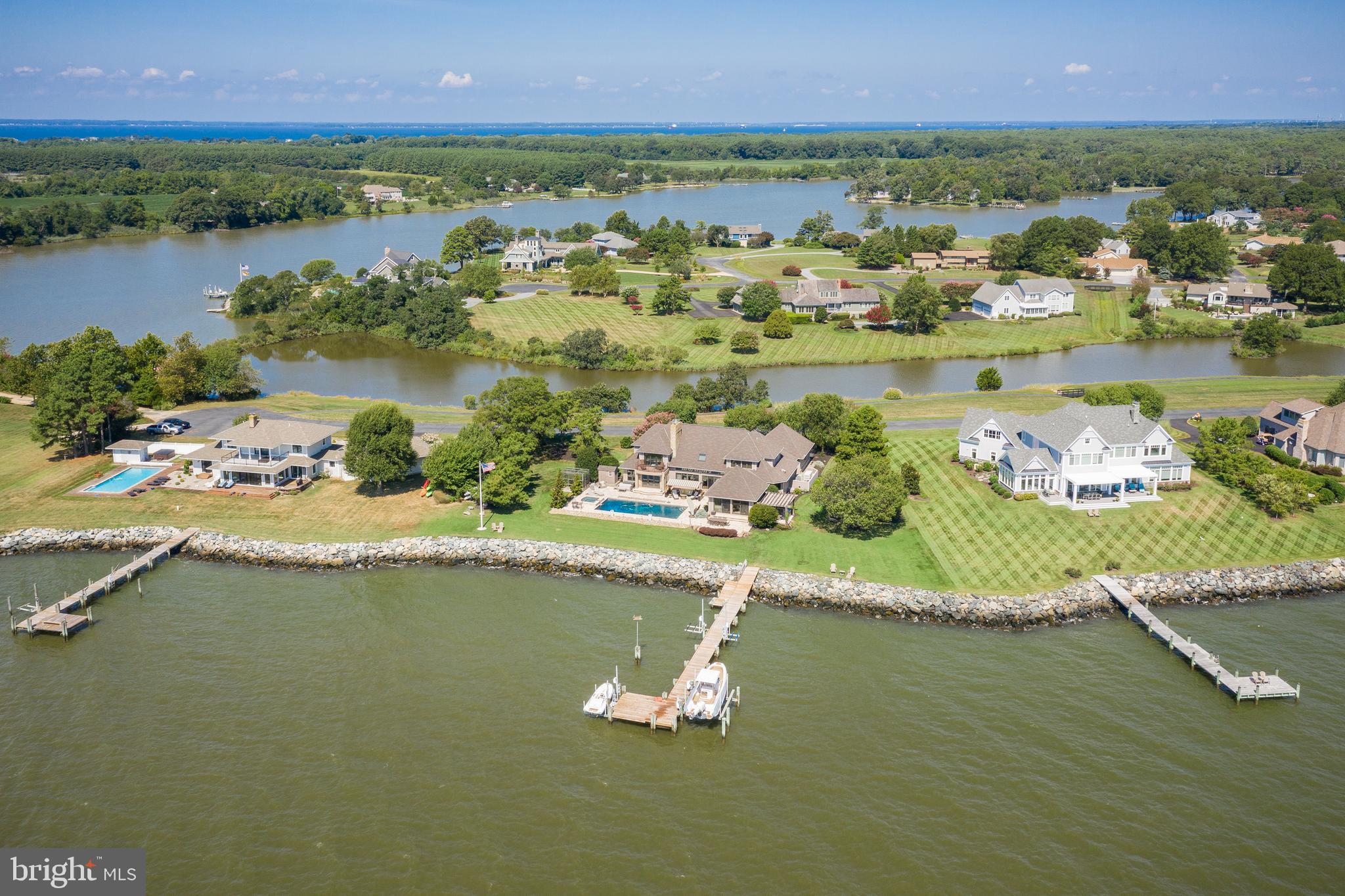 COVE CREEK CLUB - Residential