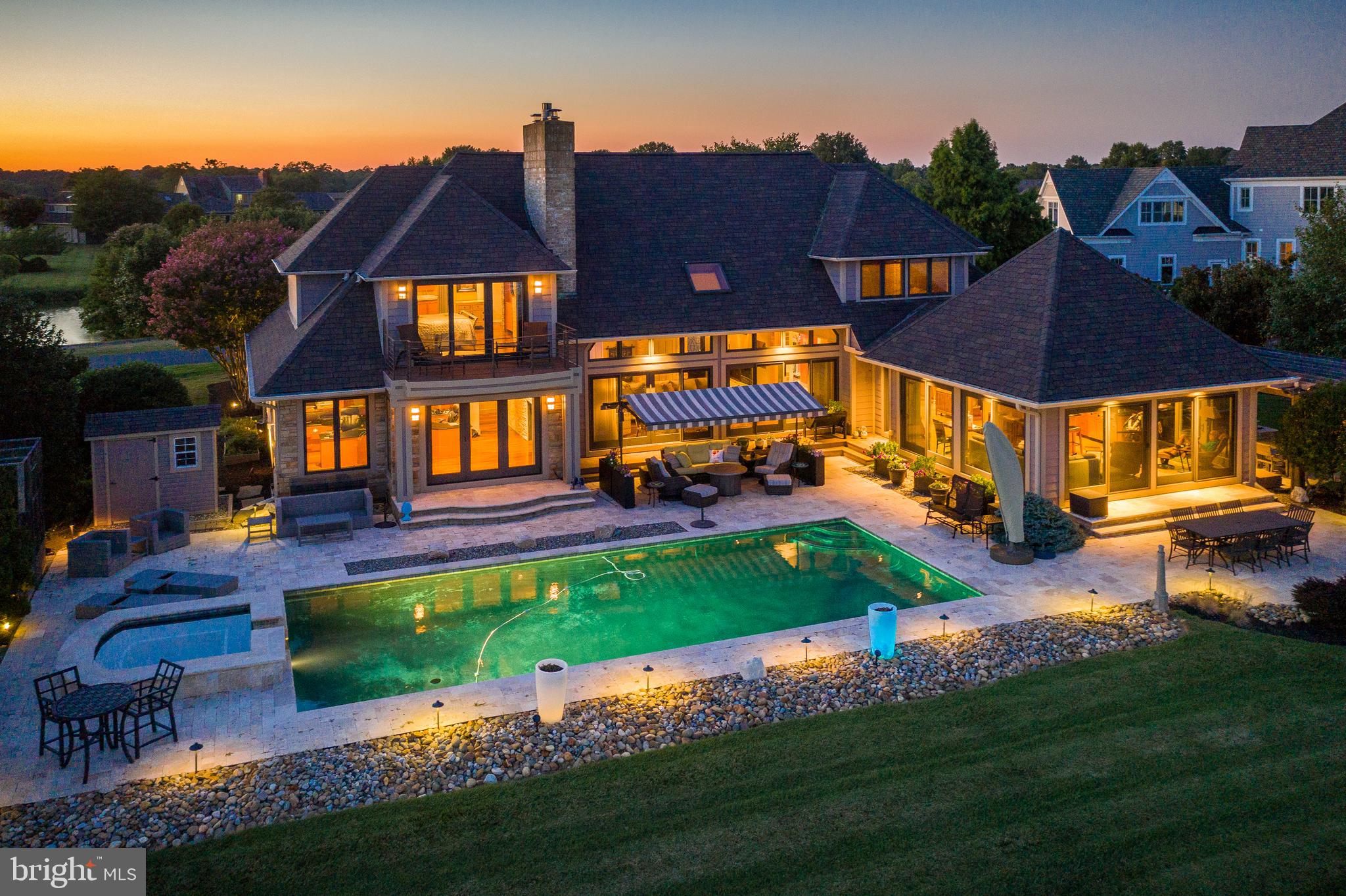 COVE CREEK CLUB - Residential