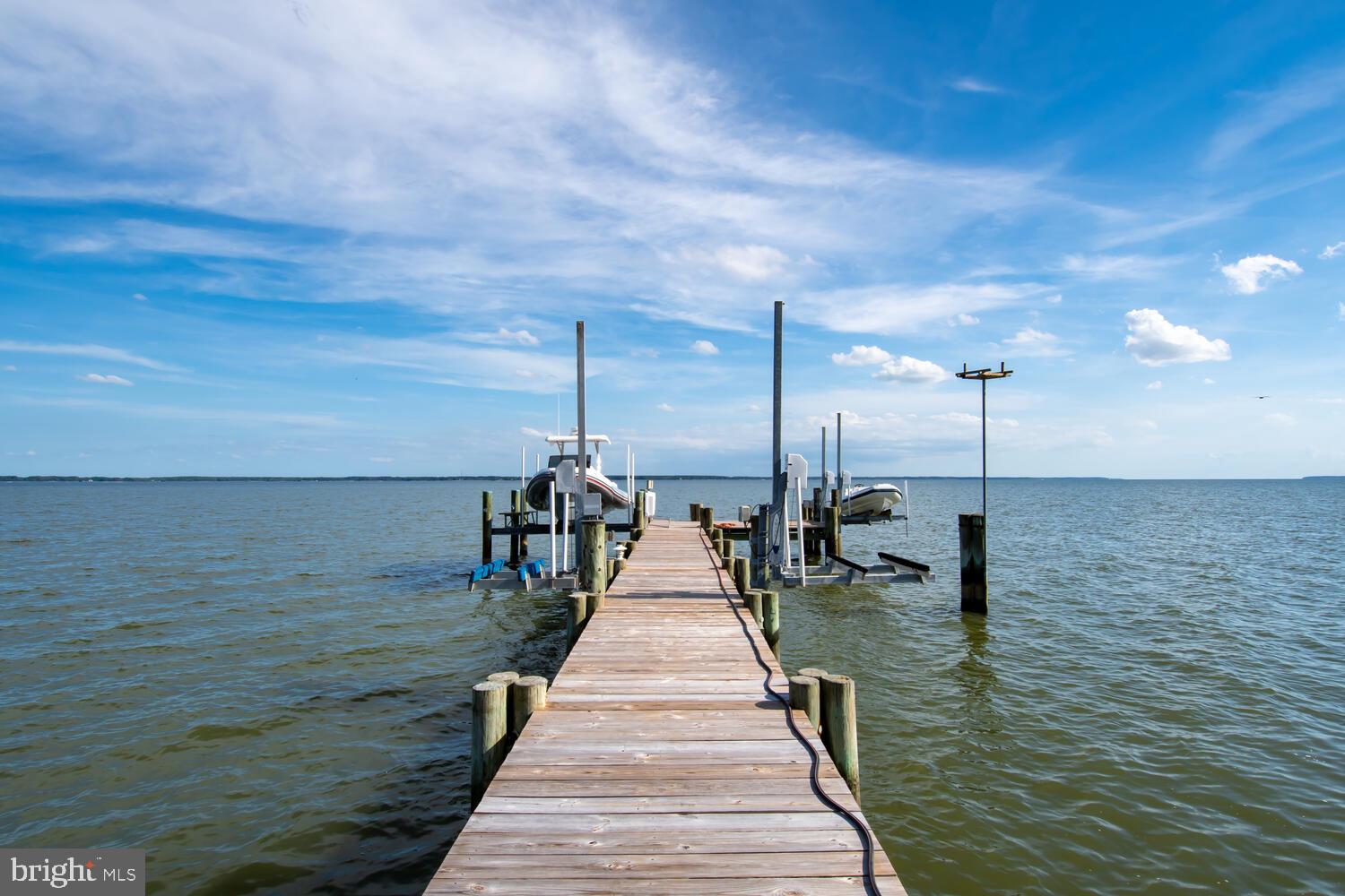 COVE CREEK CLUB - Residential