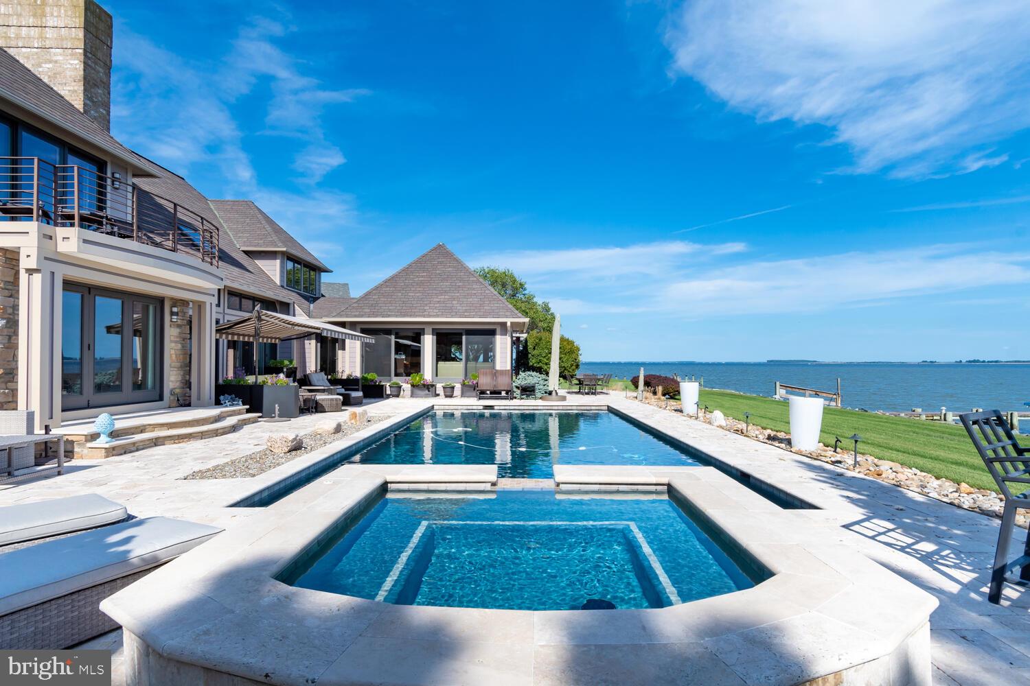 COVE CREEK CLUB - Residential