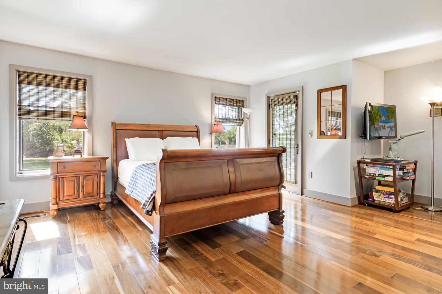 COVE CREEK CLUB - Residential