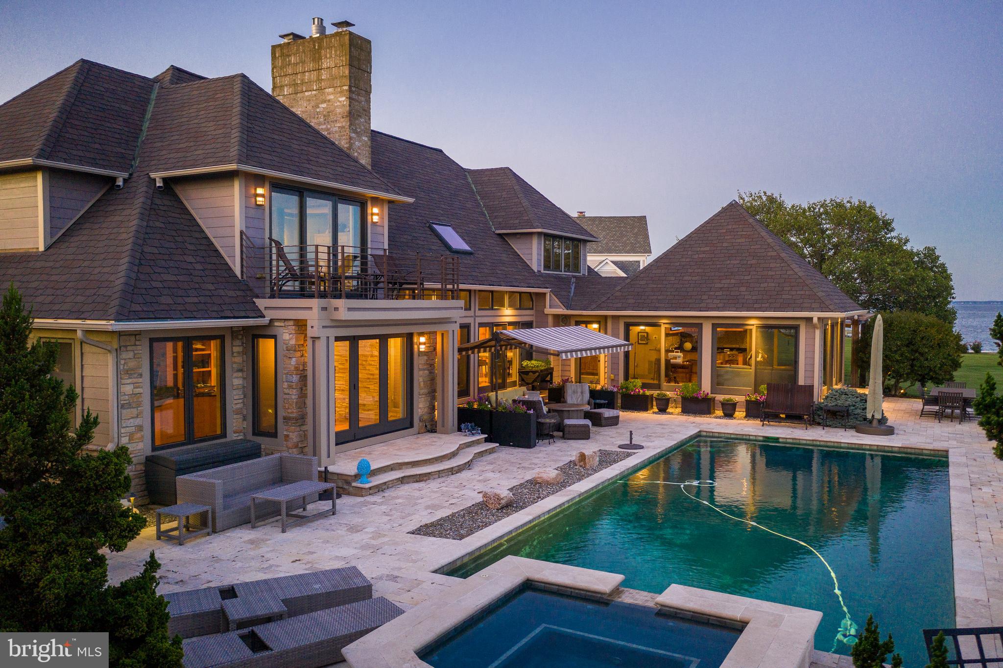 COVE CREEK CLUB - Residential