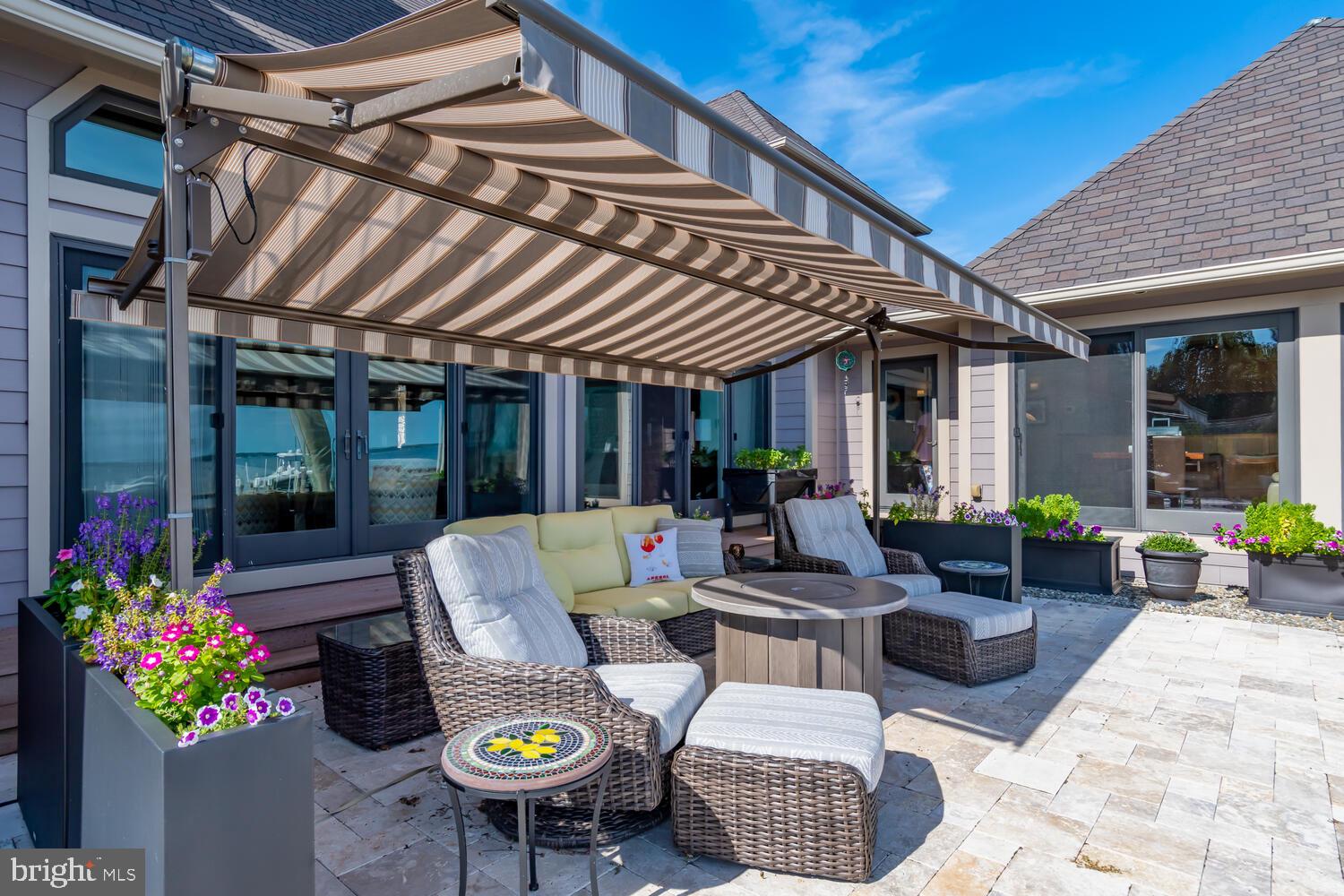 COVE CREEK CLUB - Residential