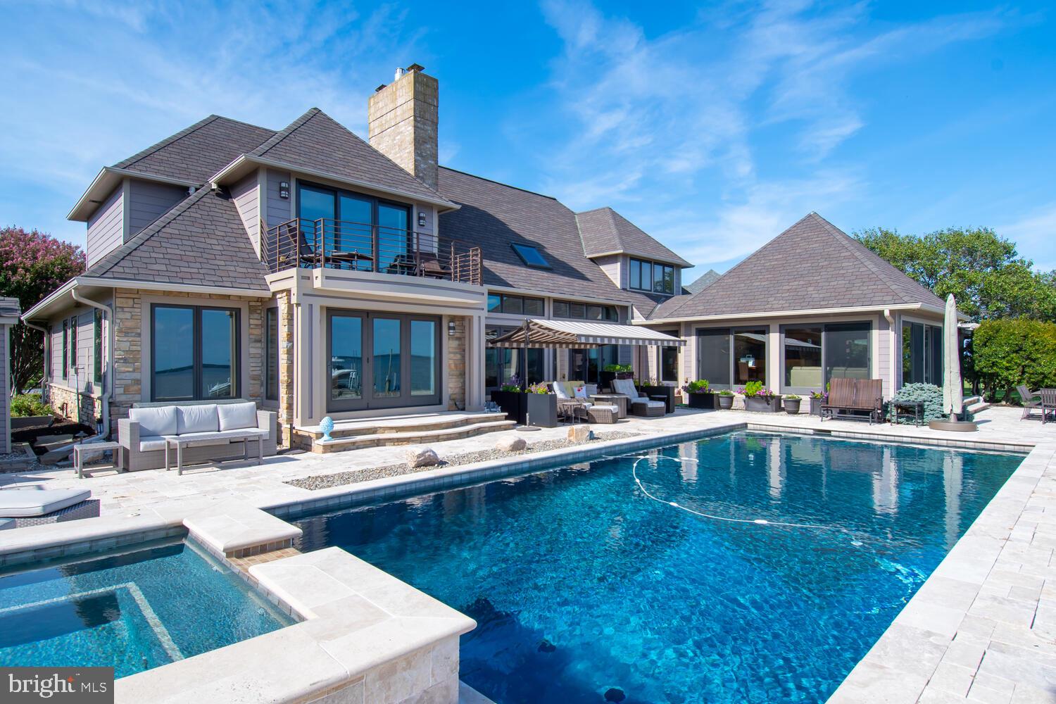 COVE CREEK CLUB - Residential