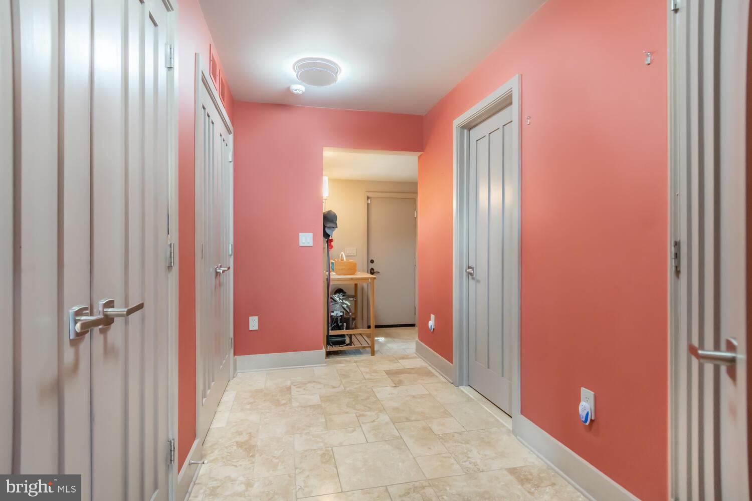 COVE CREEK CLUB - Residential