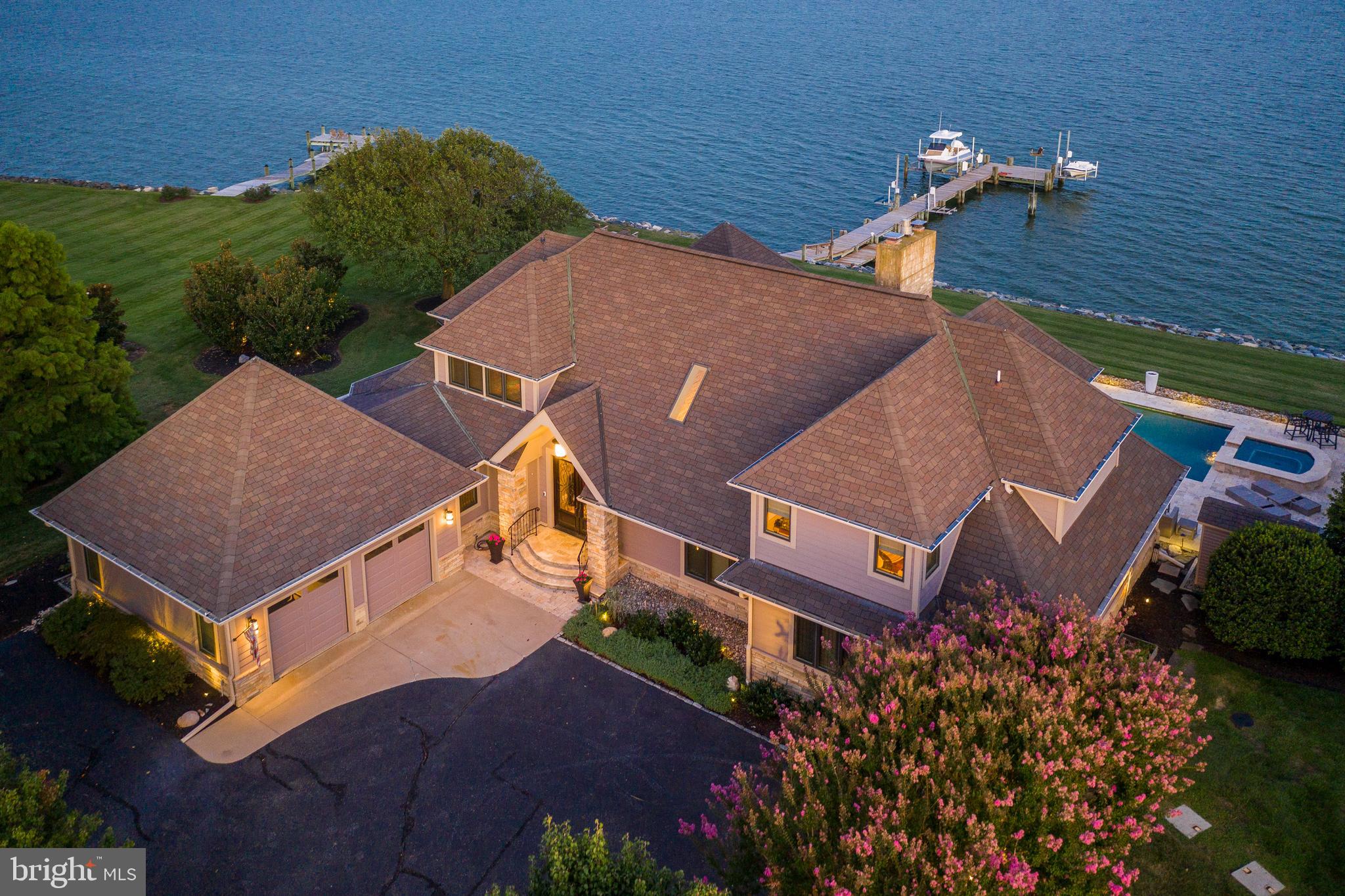 COVE CREEK CLUB - Residential