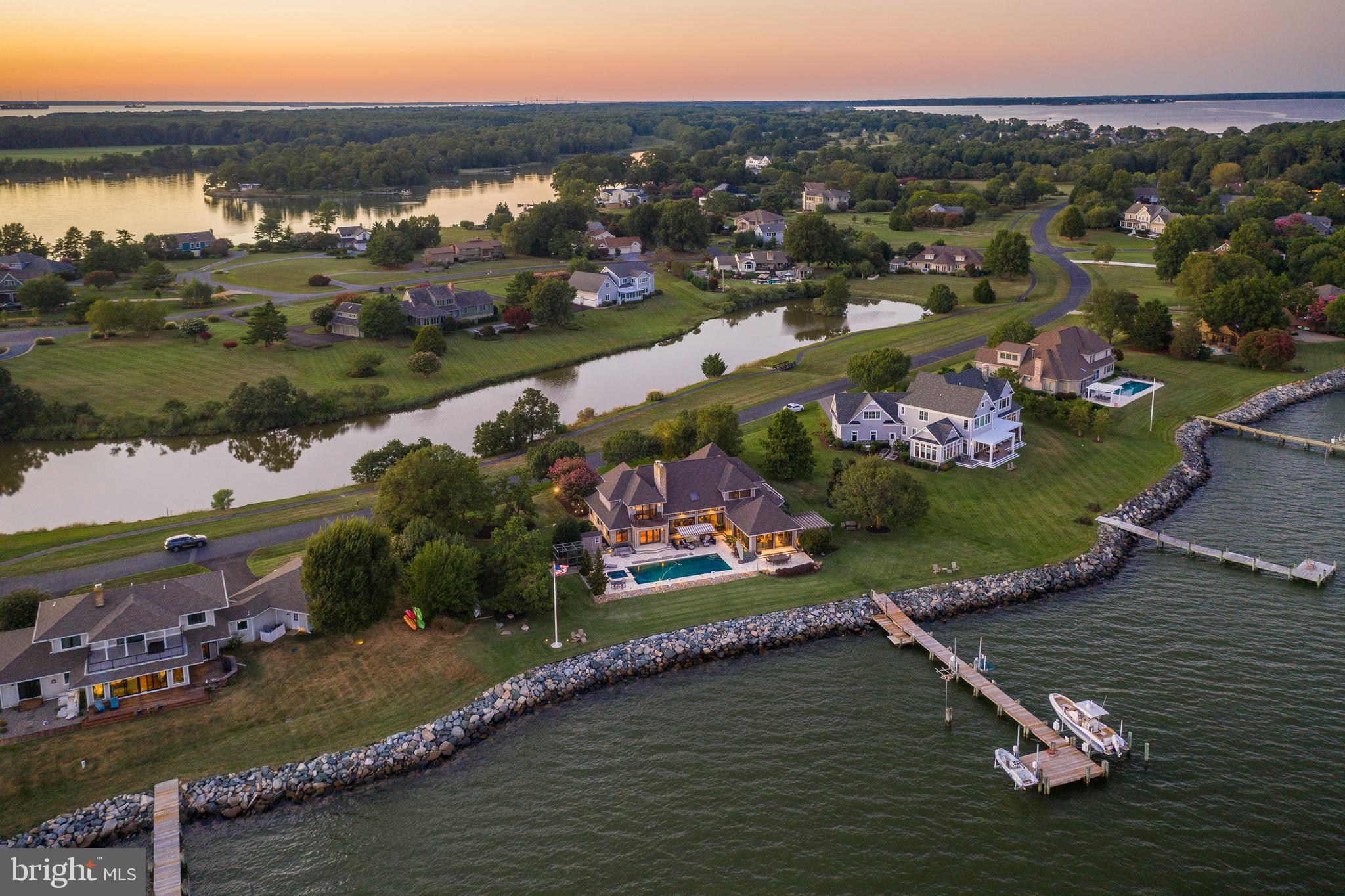 COVE CREEK CLUB - Residential