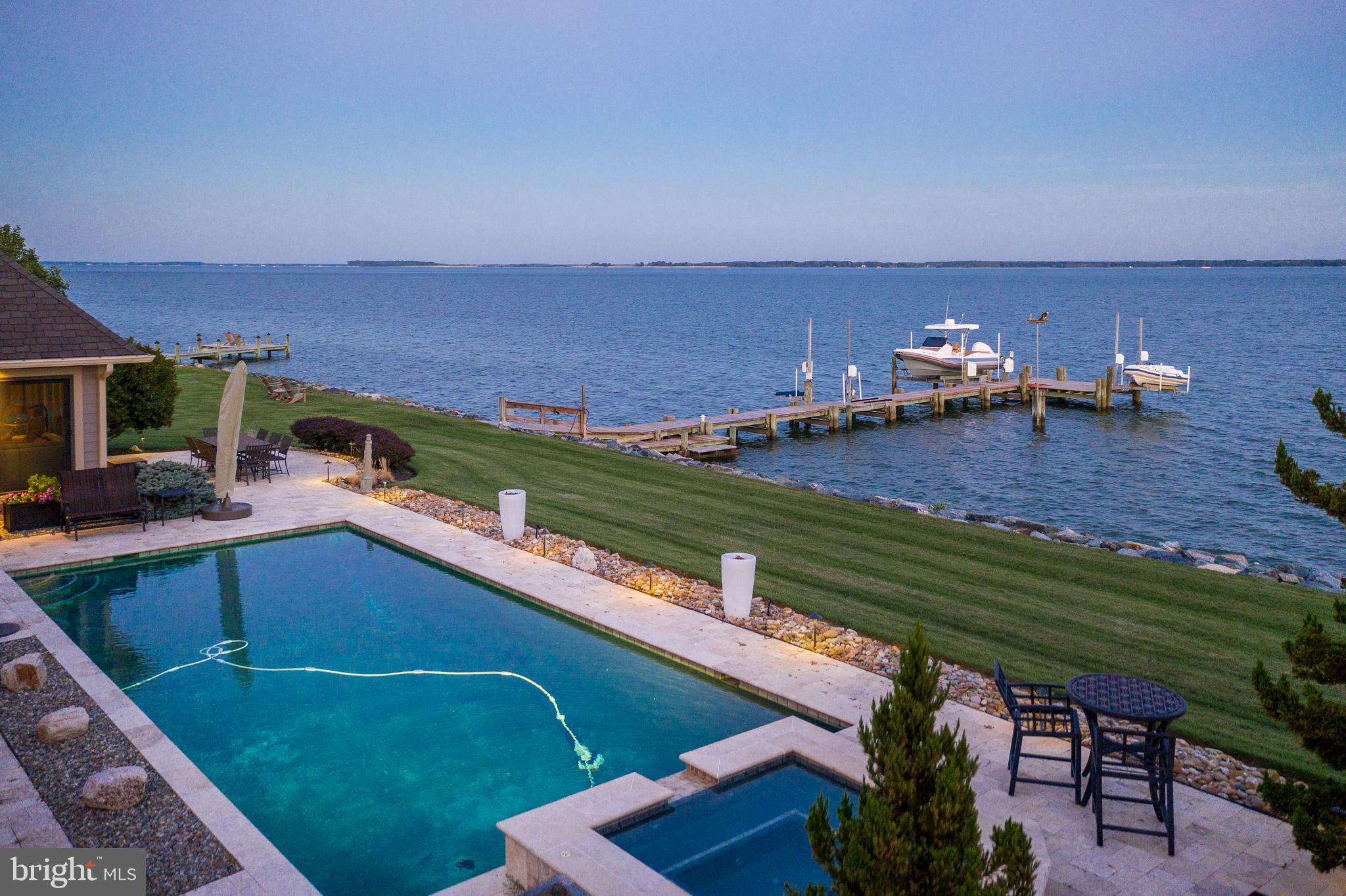 COVE CREEK CLUB - Residential