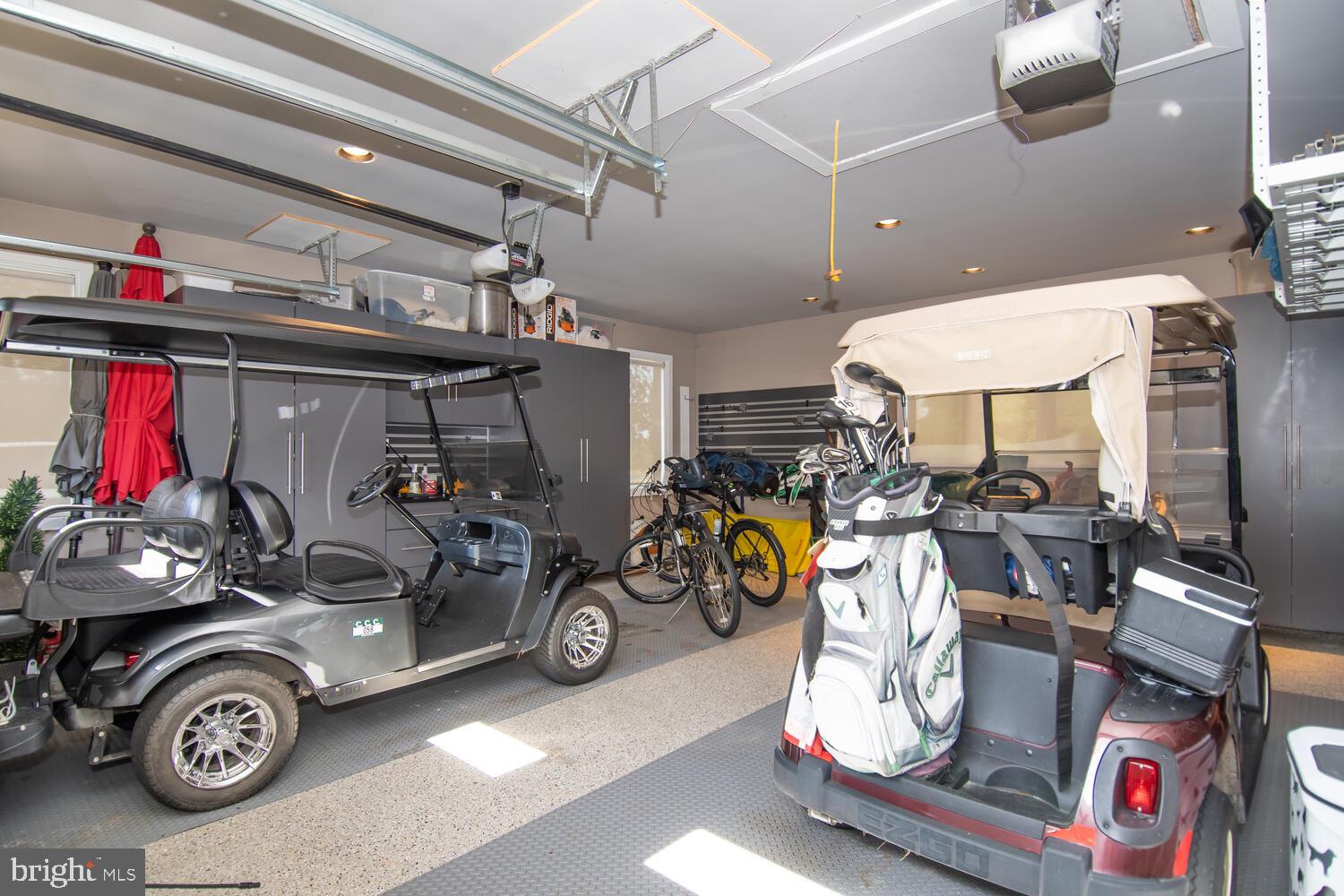 COVE CREEK CLUB - Residential