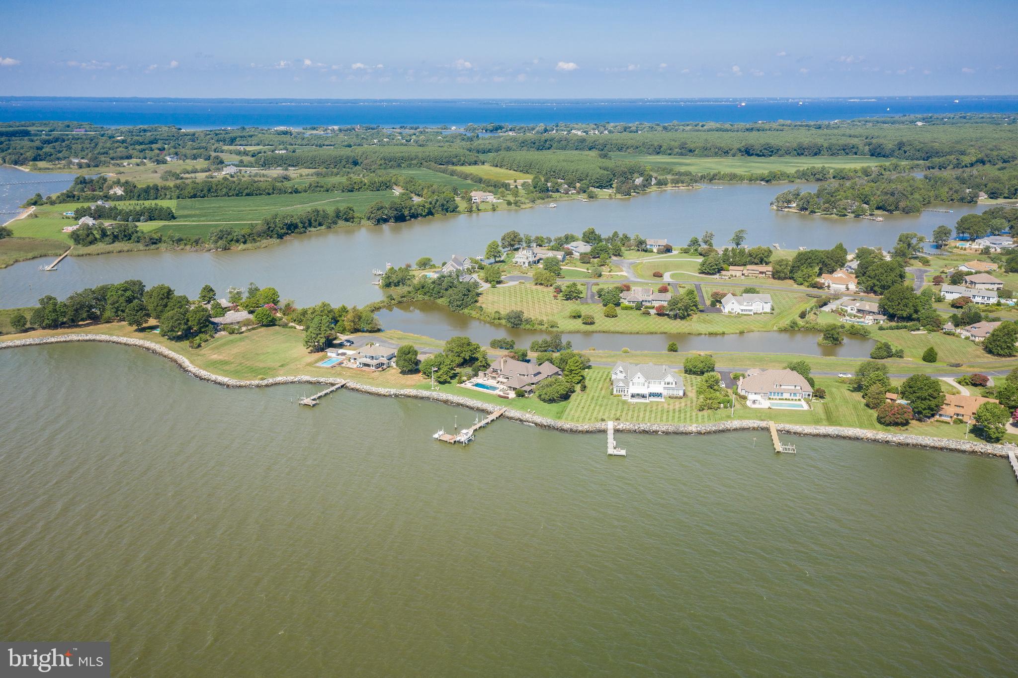 COVE CREEK CLUB - Residential