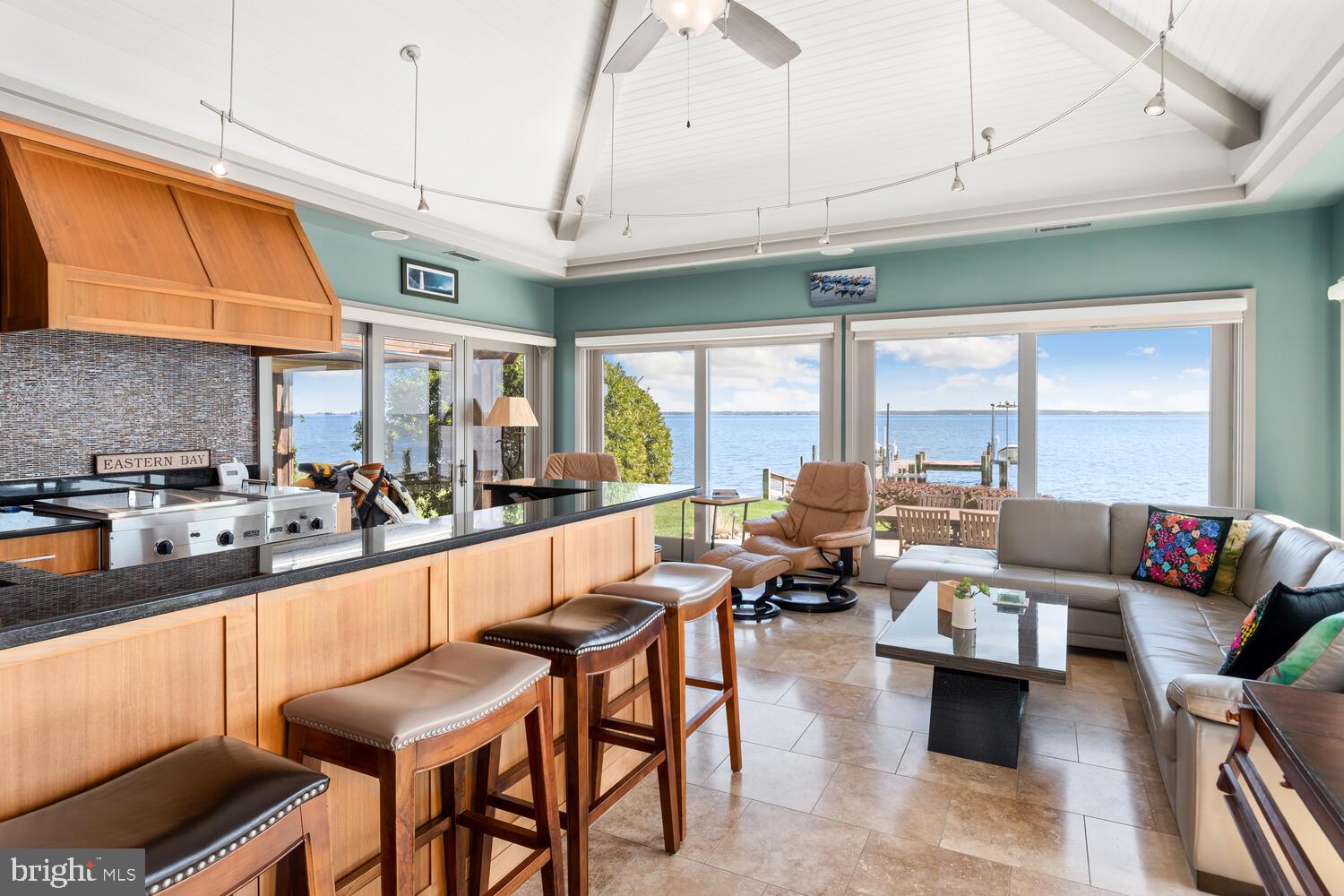 COVE CREEK CLUB - Residential