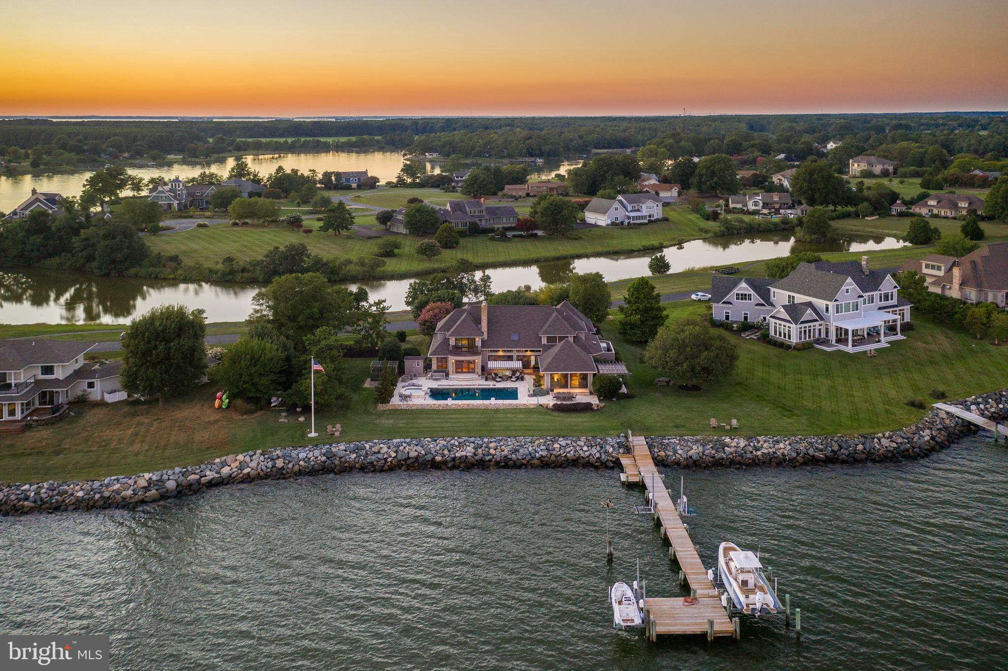 COVE CREEK CLUB - Residential