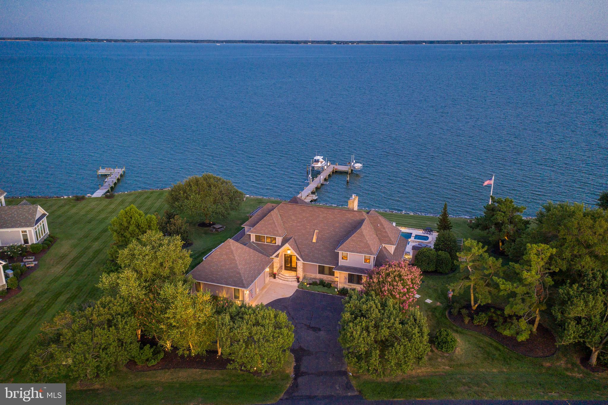 COVE CREEK CLUB - Residential