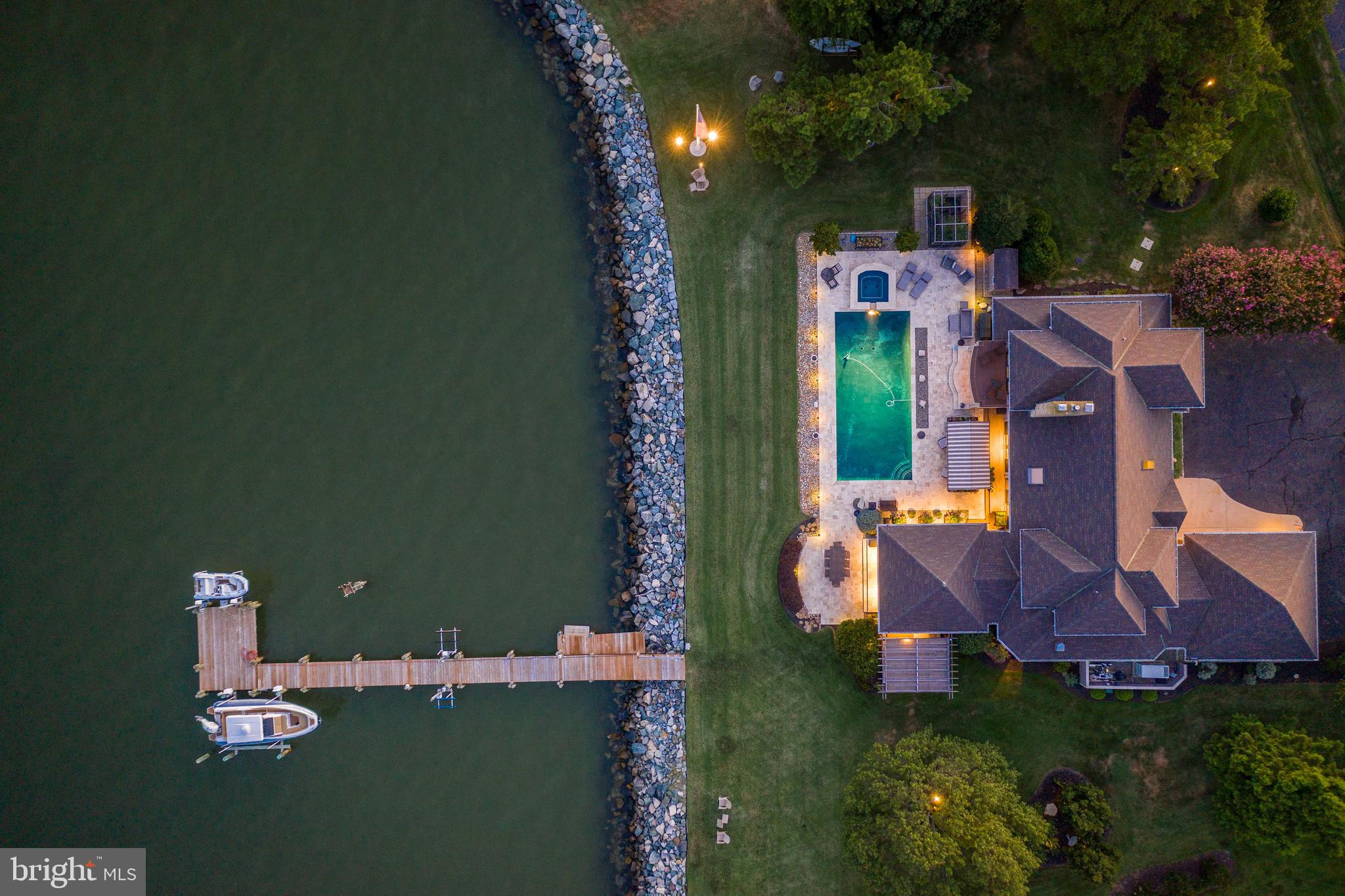 COVE CREEK CLUB - Residential