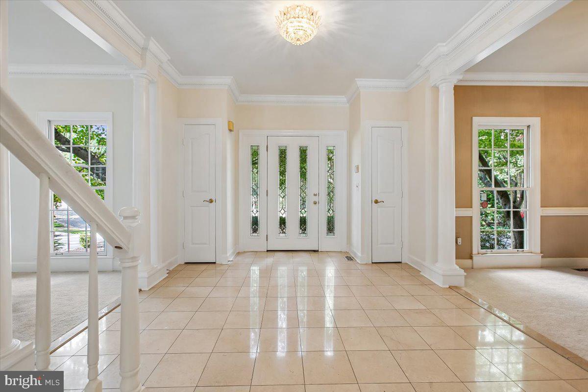 309 SPRINGWOOD COURT NE