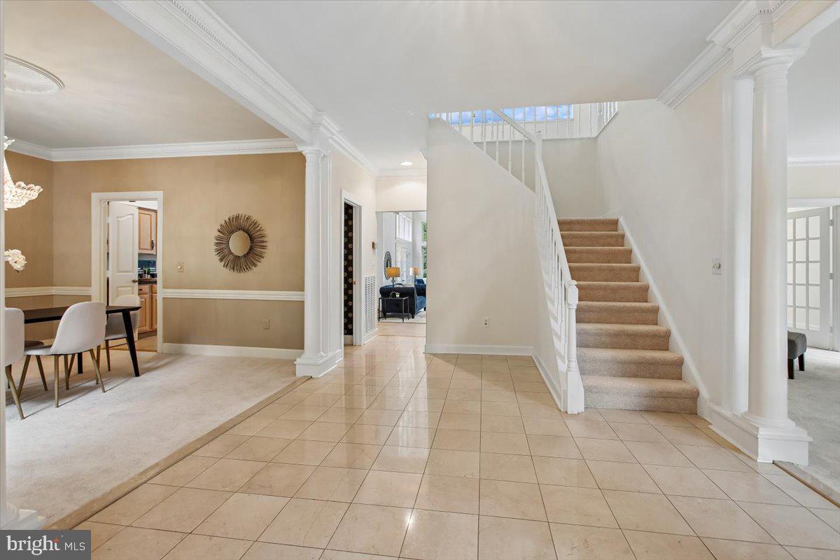 309 SPRINGWOOD COURT NE