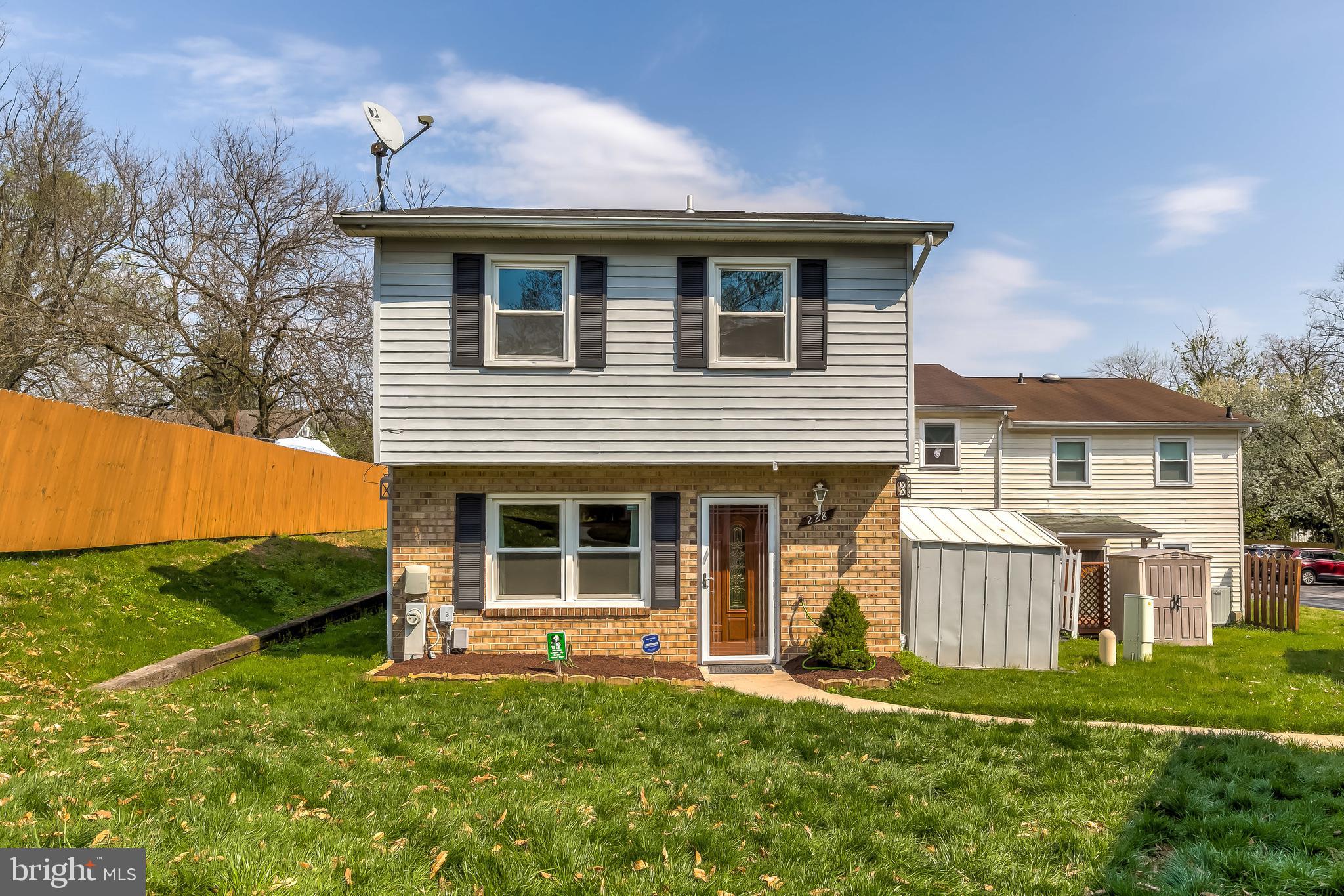 FERNDALE GARDENS CONDO - Residential