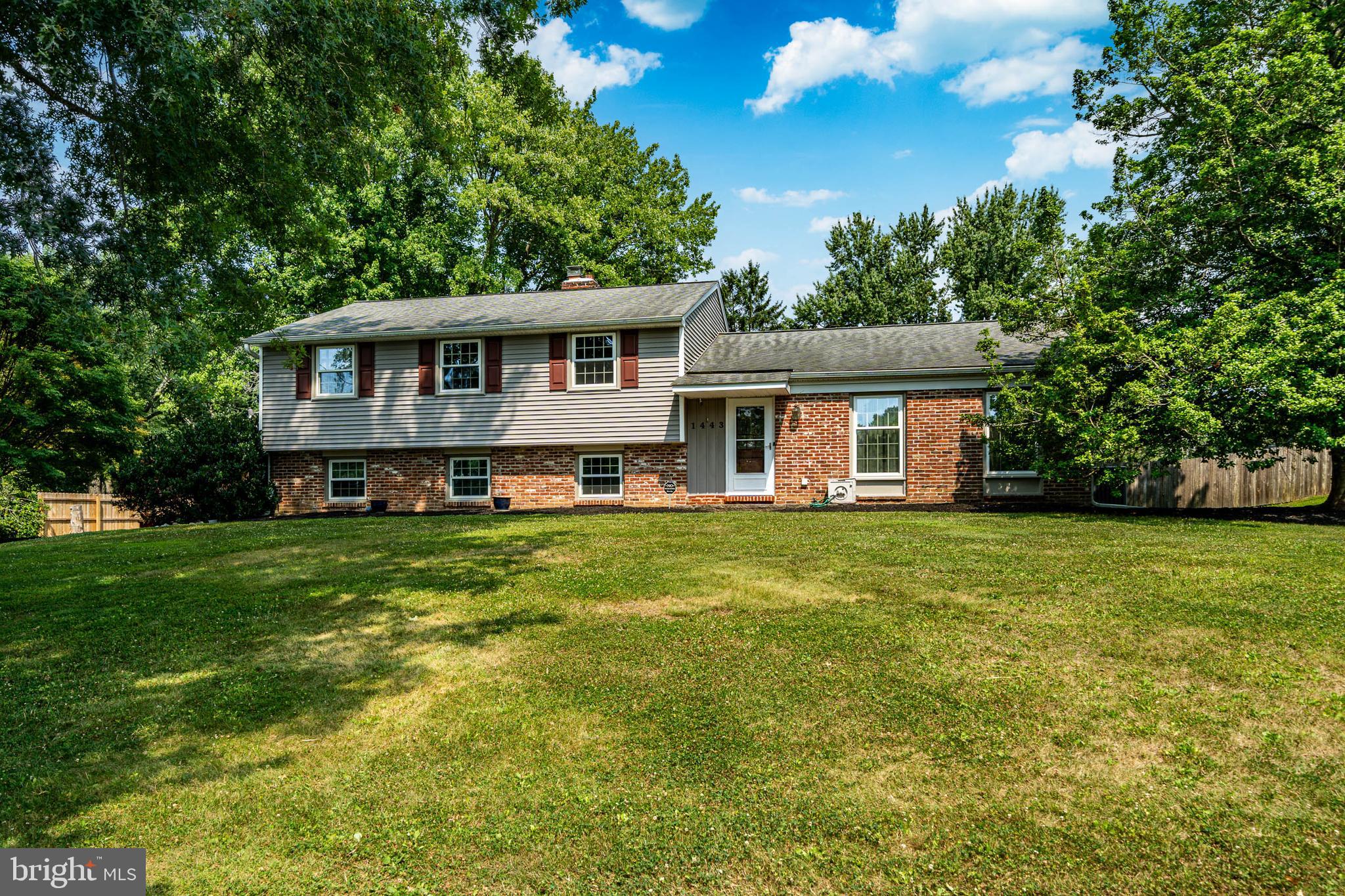 1443 HEATHER LANE