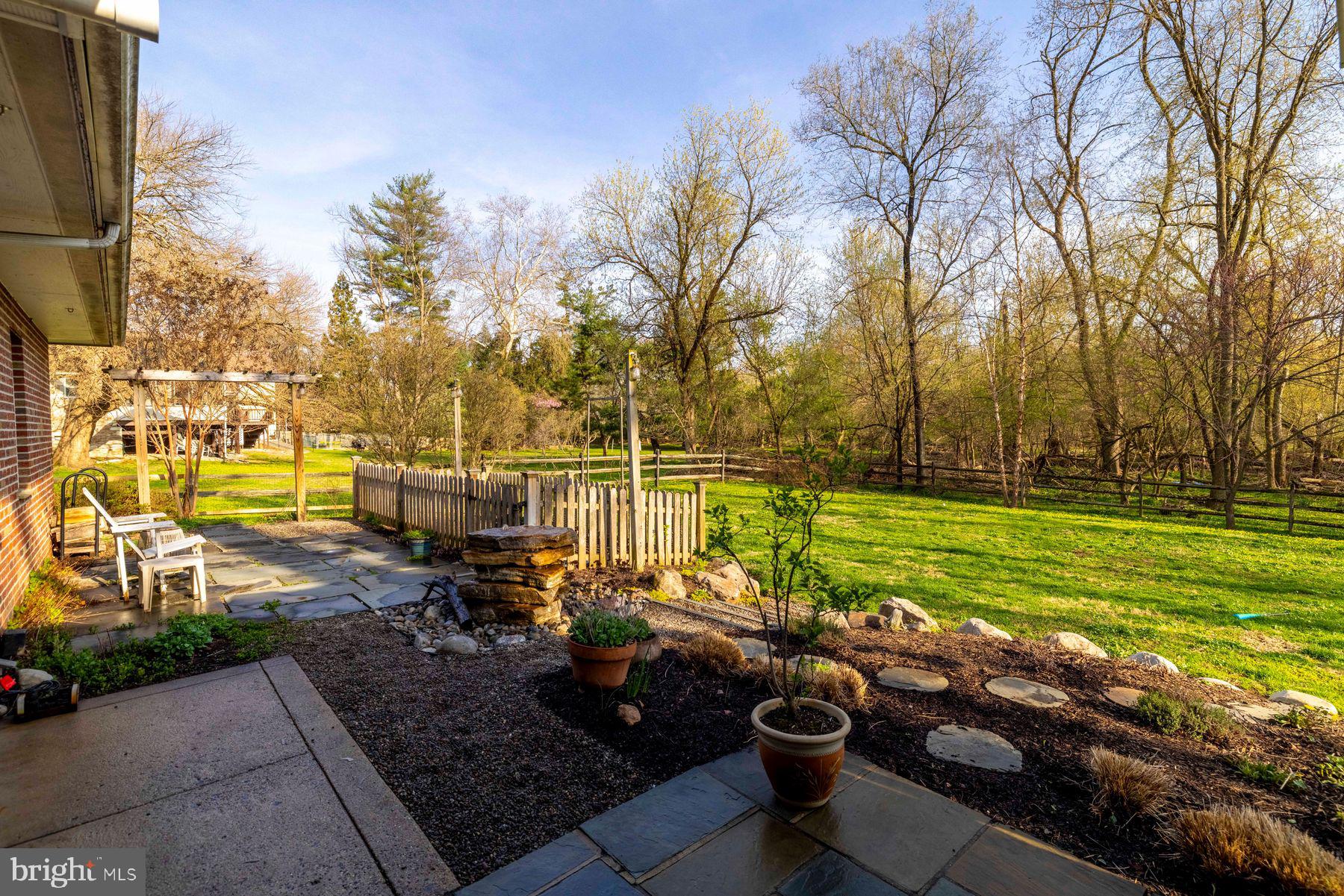 FLOURTOWN - Residential