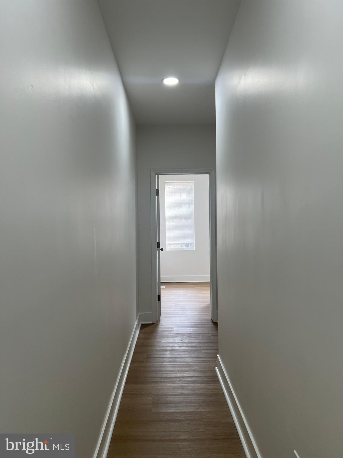 BARCLAY - Residential Lease