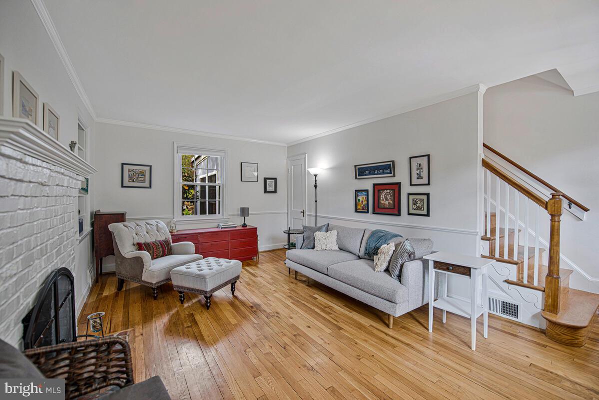 NORTH HILLS - Residential