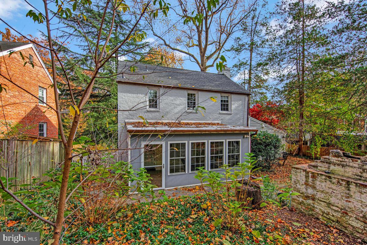 NORTH HILLS - Residential